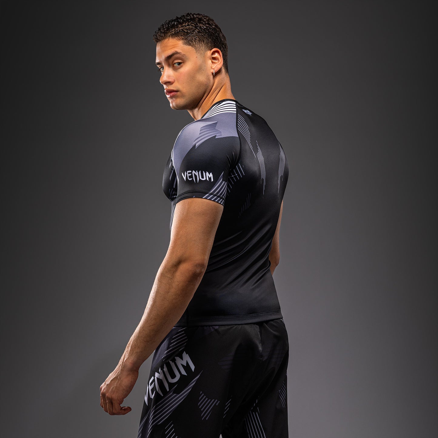 Rashguard à Manches Courtes Venum No-Gi 6.0 - Noir/Blanc