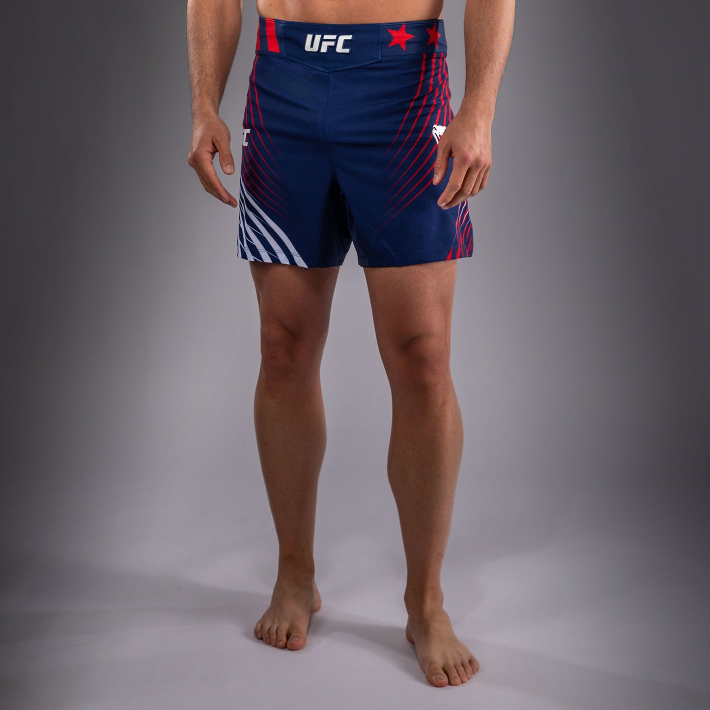 UFC Freedom 250 by Venum Authentic Fight Night Short de combat Personnalisé coupe courte pour homme - Bleu - product-type_Shorts de MMA