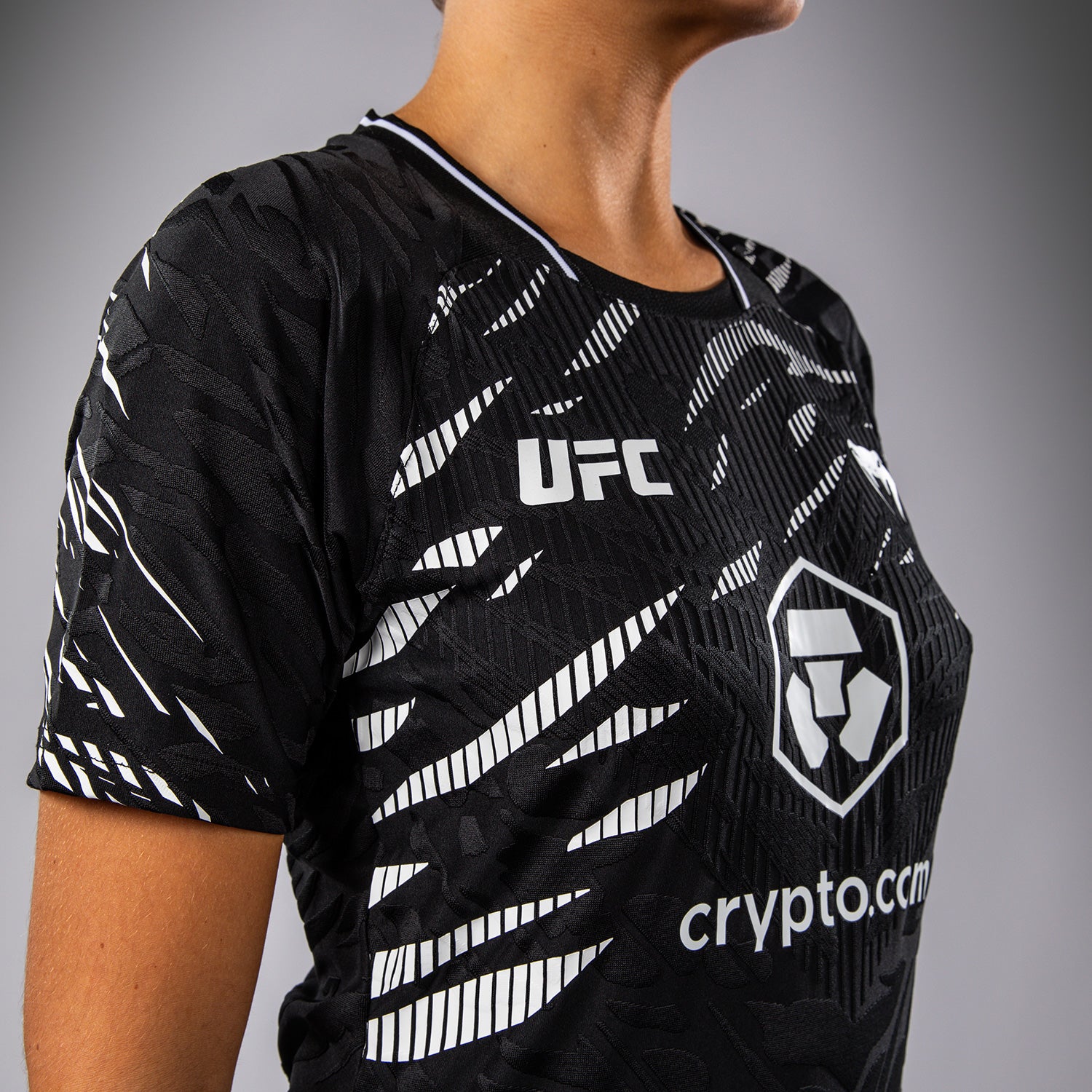 T-shirt Dry-Tech pour Femmes UFC Fusion by Venum Authentic Fight Night - Noir - product-type_T-Shirts Dry Tech