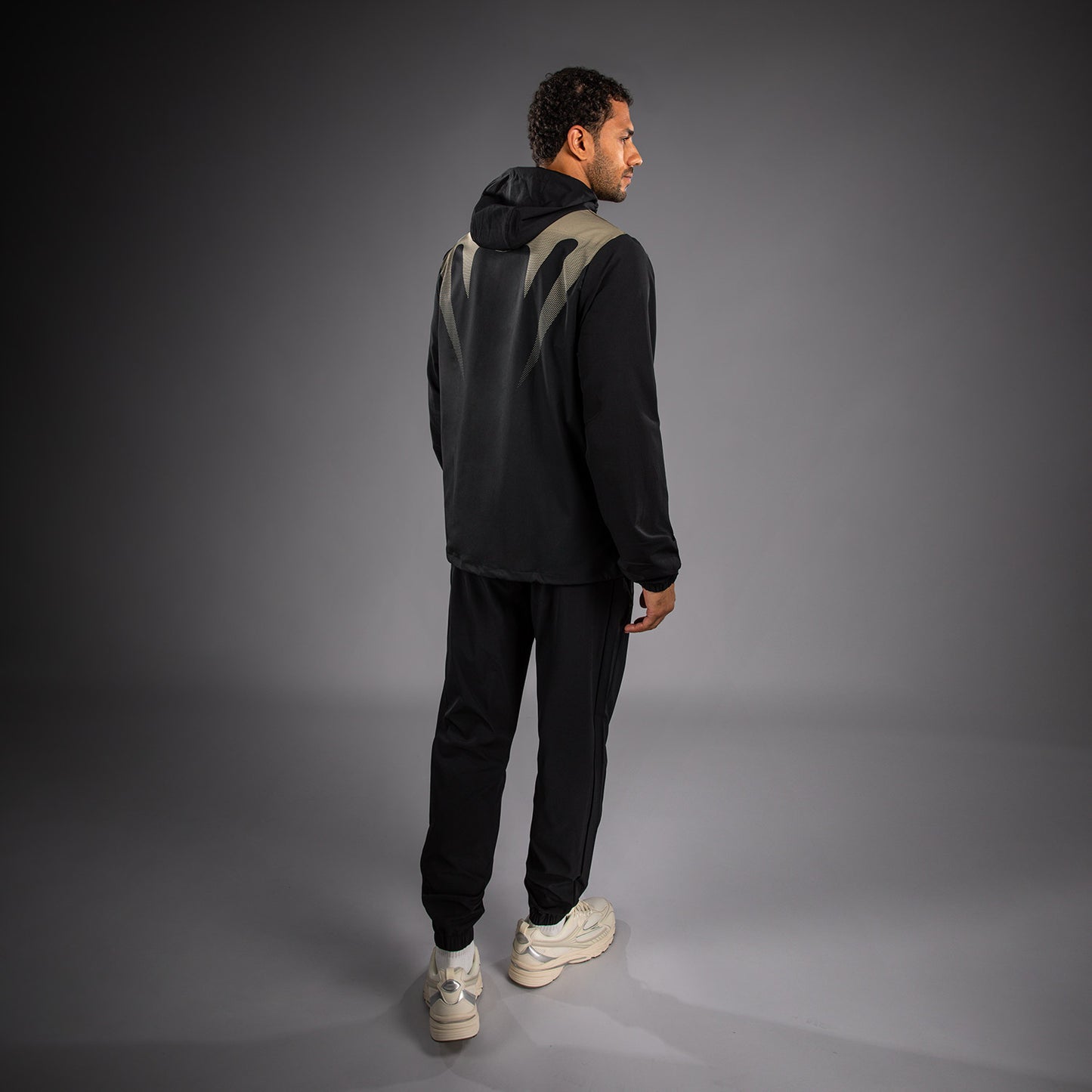 Veste de Survêtement Venum Adrenaline – Noir/Sable - product-type_Vestes