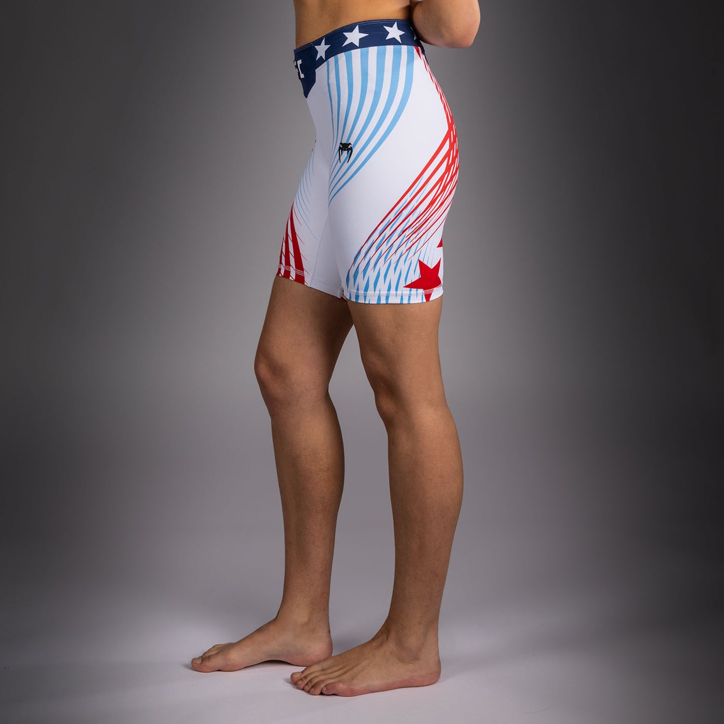 Official UFC Freedom 250 by Venum Authentic Short Vale Tudo coupe longue pour femme - Blanc - product-type_Shorts de compression