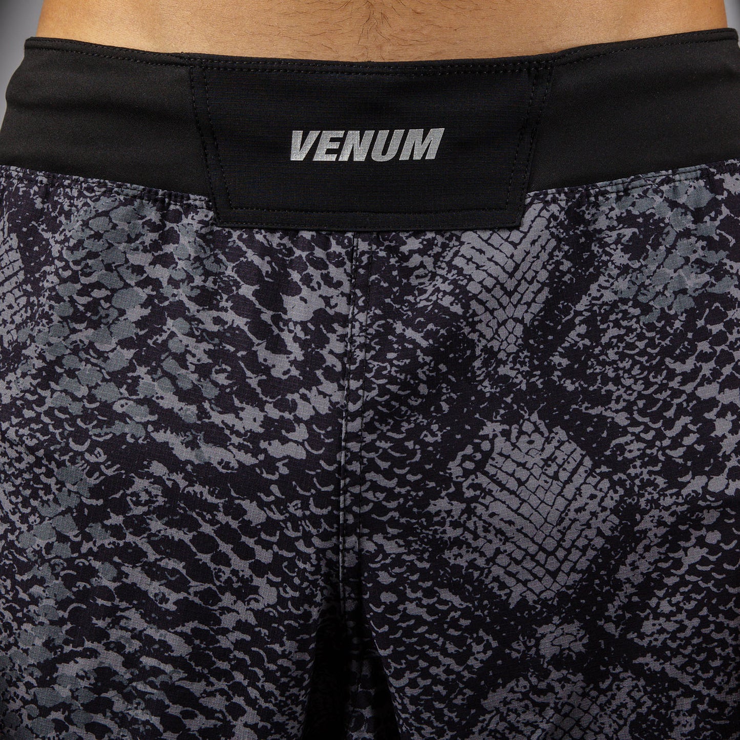 Short de Combat Venum G-Fit Scales – Noir/Gris Charbon