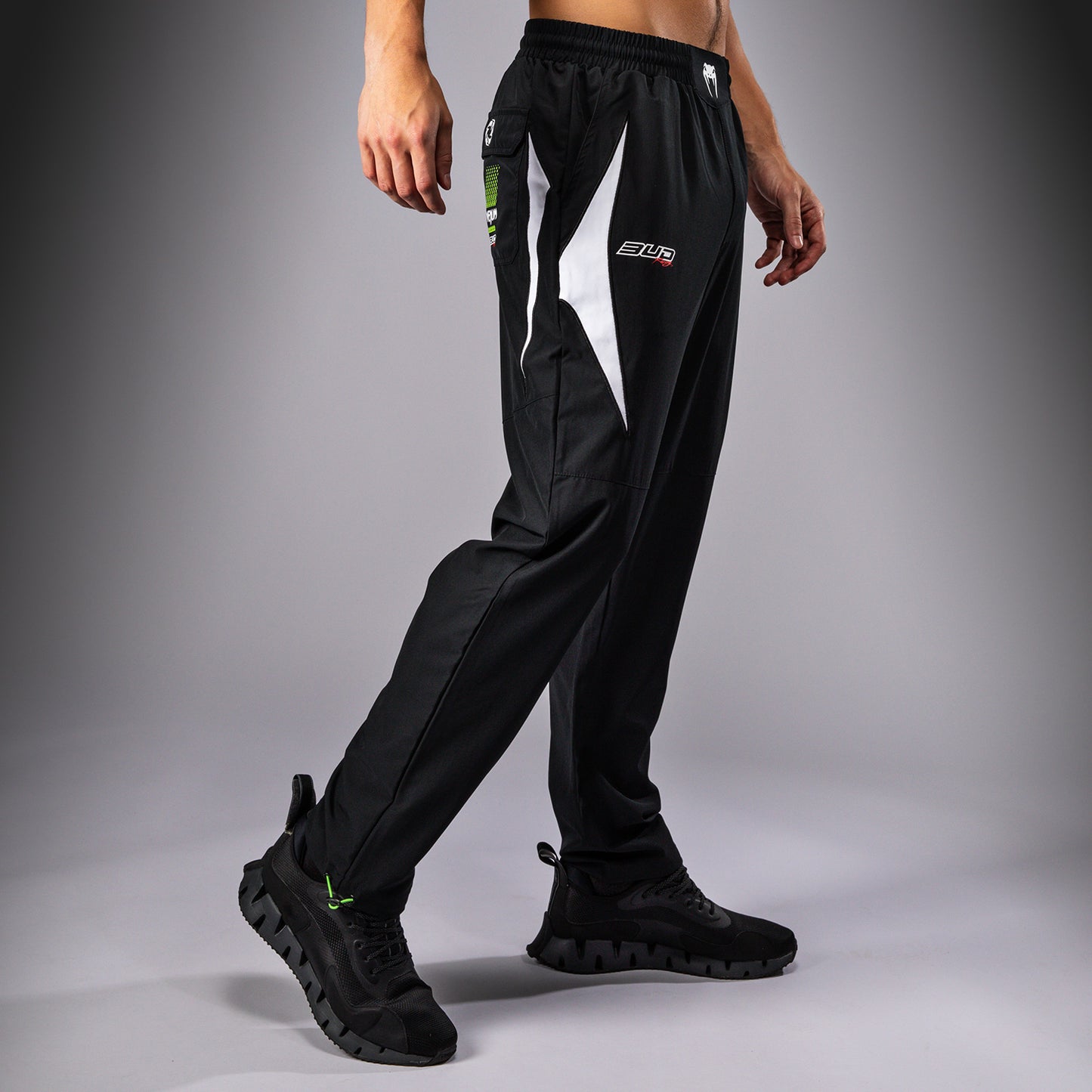 Pantalon de jogging pour Hommes Venum x Bud Racing - Noir/Blanc/Citron Vert - product-type_Pantalons de jogging