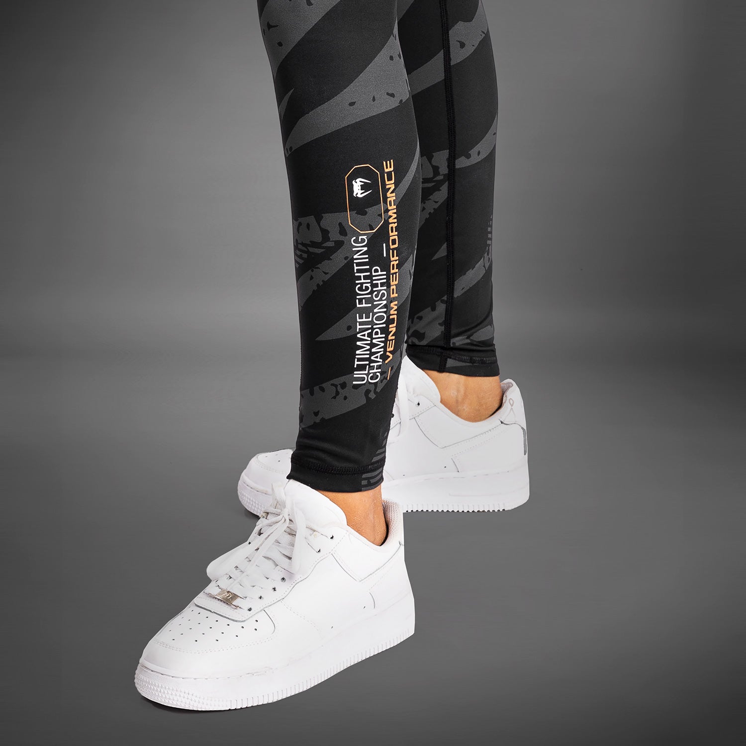 Legging pour Femmes UFC Adrenaline by Venum Fight Week Performance - Urban Camo - product-type_Leggings