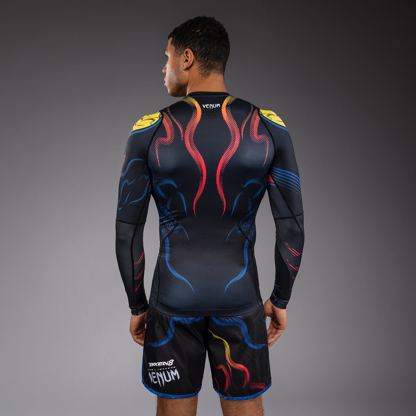 Rashguard à Manches Longues Yoshimitsu Venum x TEKKEN 8 - Noir/Orange - product-type_T-Shirts de Compression