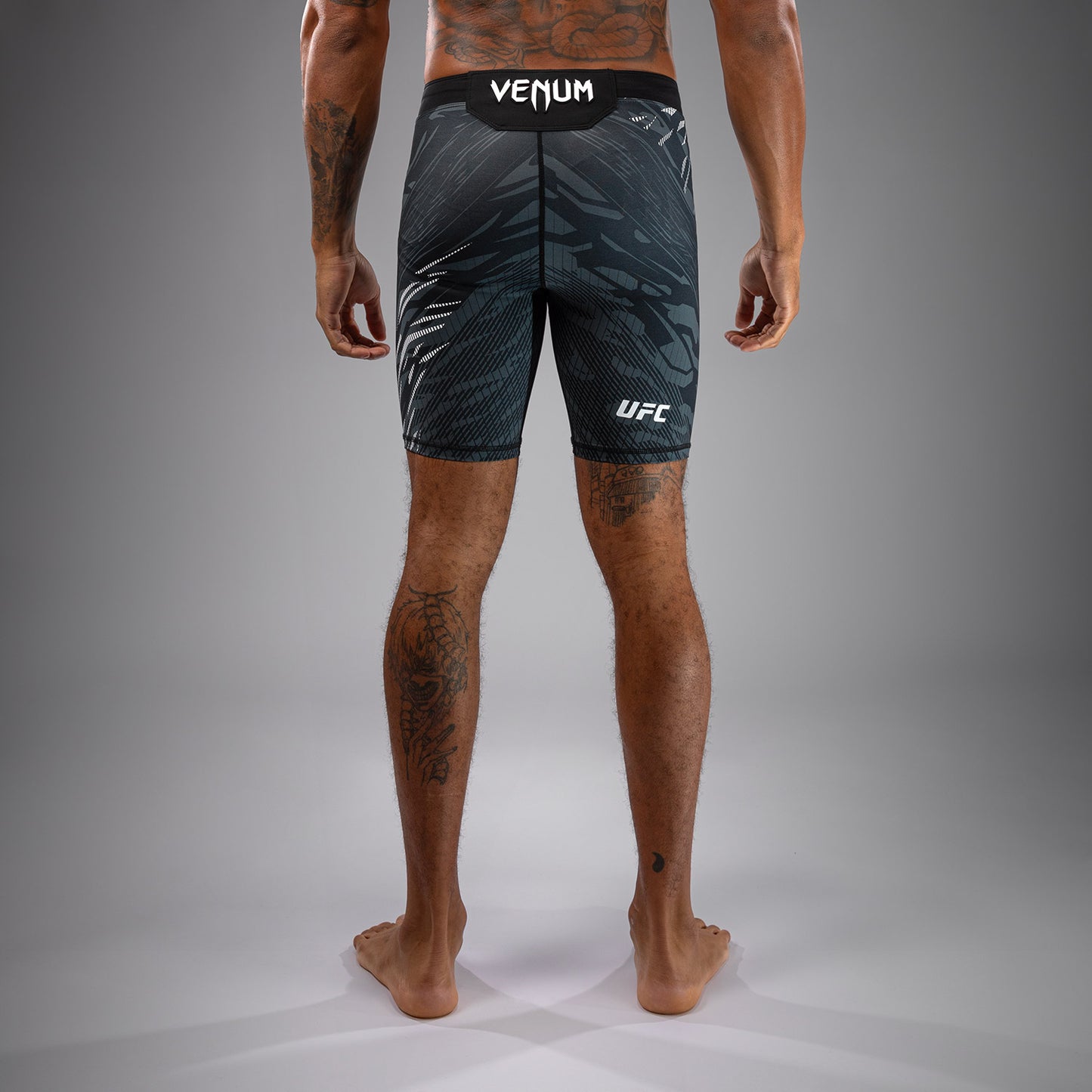 Shorts Vale Tudo pour Hommes UFC Fusion by Venum Personnalisé Authentic Fight Night - Noir - product-type_Shorts de MMA