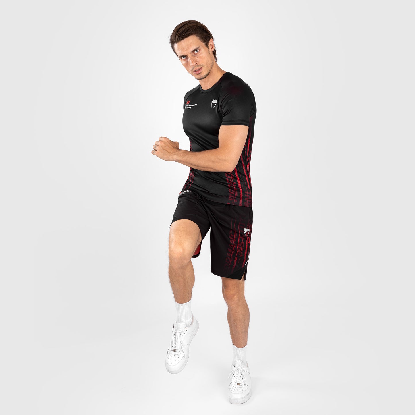 Rashguard à manches courtes pour hommes UFC Venum Performance Institute 2.0 - Noir/Rouge - product-type_T-Shirts de Compression