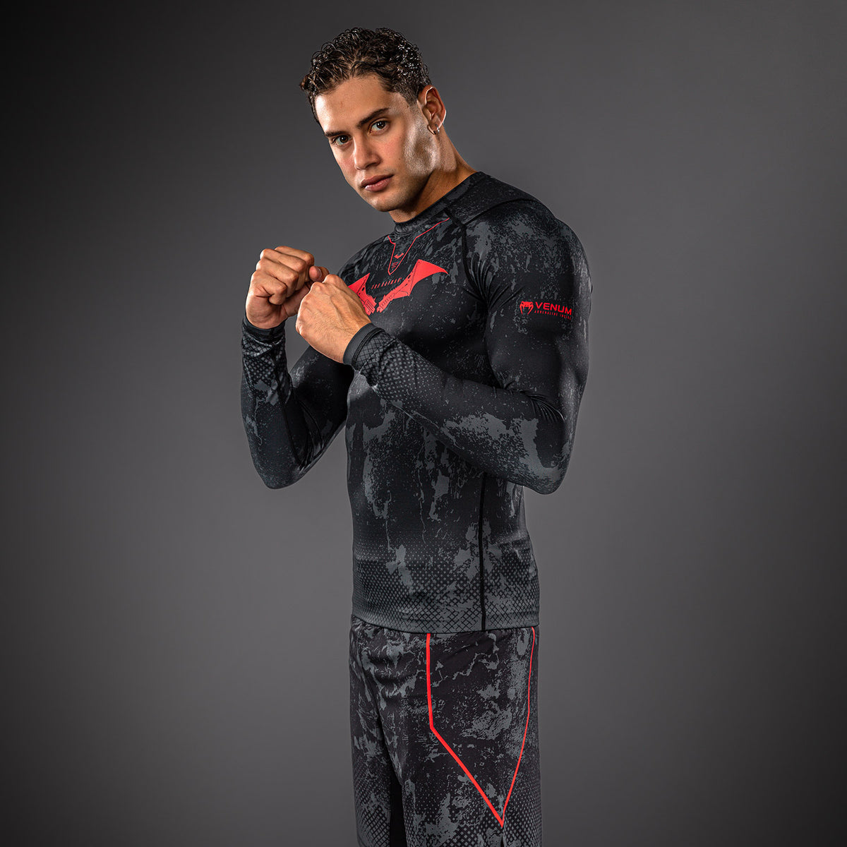 Rashguard à manches longues Venum x Batman - Noir/Gris/Rouge