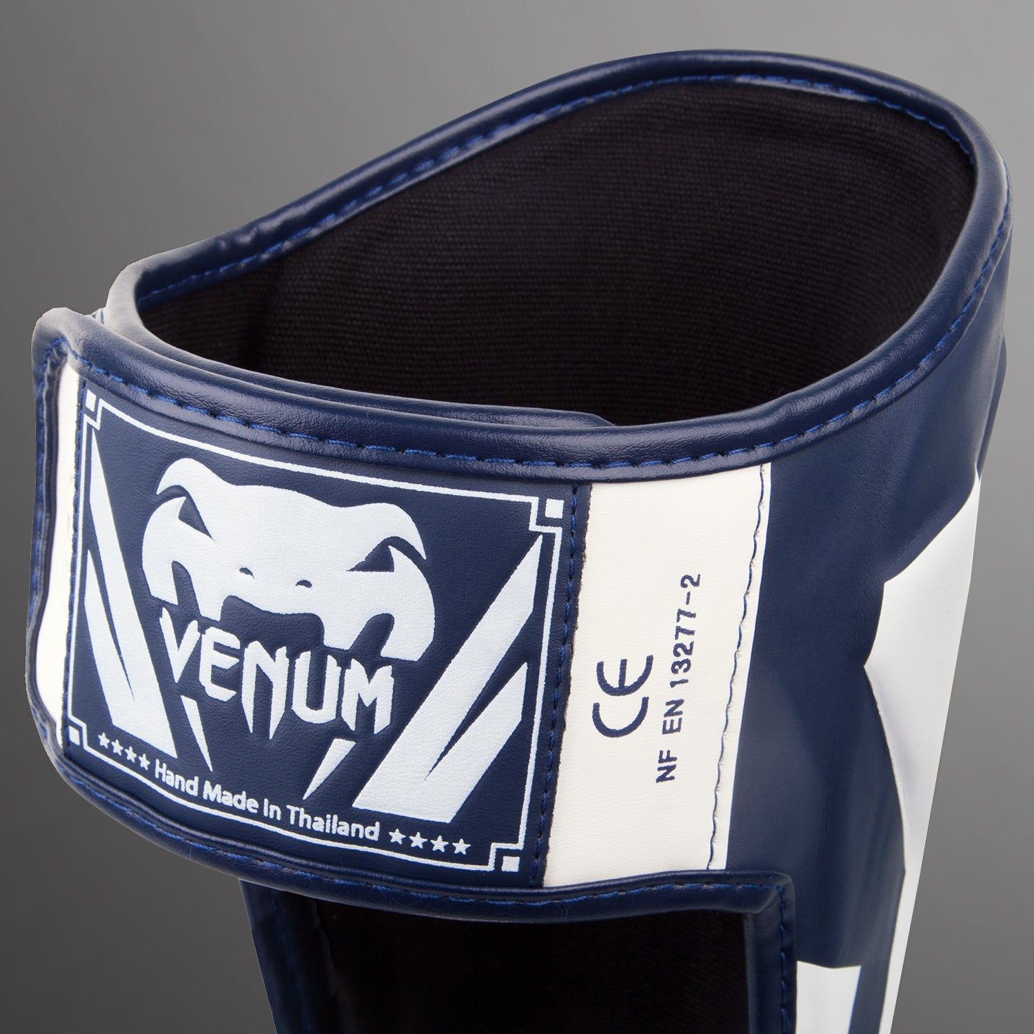 Protège-tibias Venum Elite - Bleu Marine/Blanc - product-type_Protège-tibias