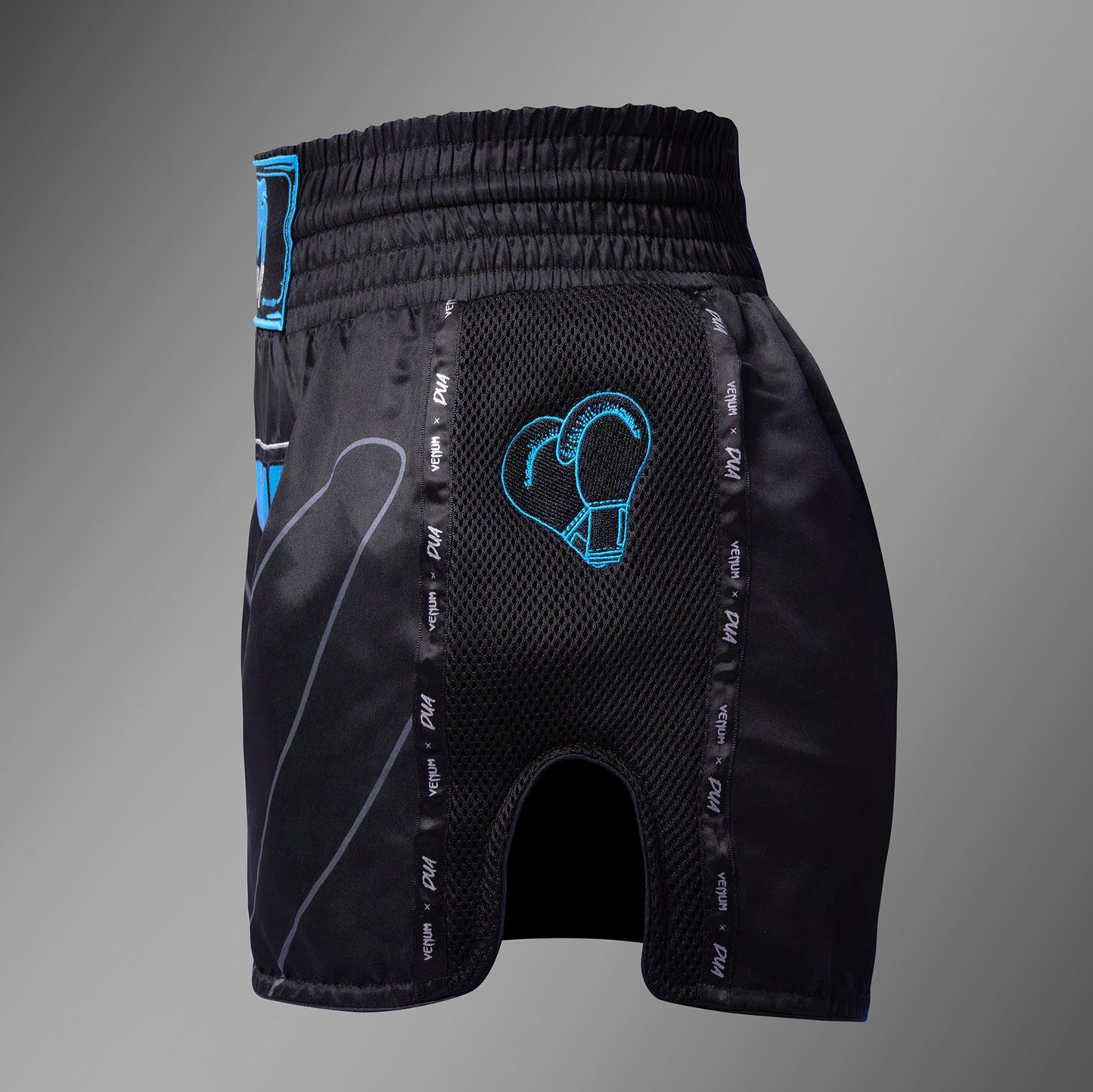Short de Muay Thai Venum x Dua - Noir/Bleu électrique