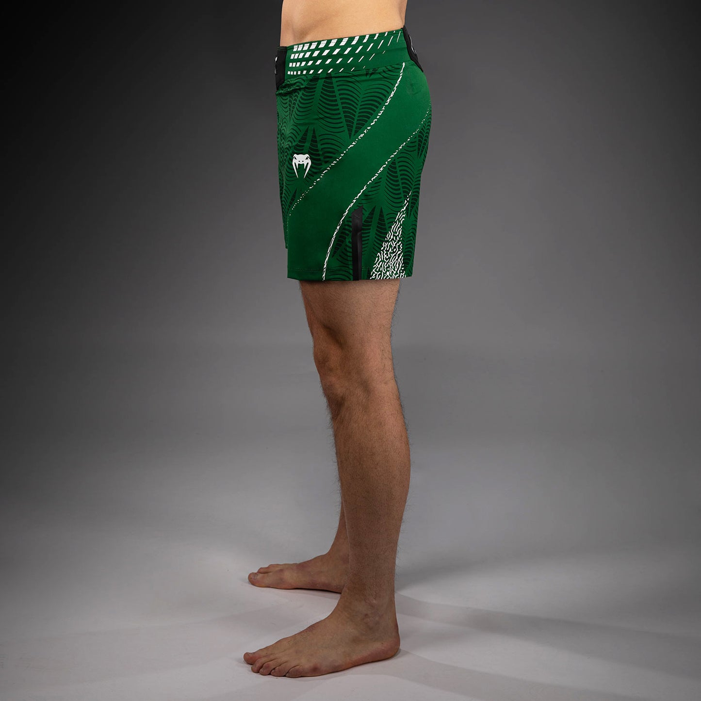 Short de combat coupe courte Homme Personnalisé UFC Zenith by Venum Authentic Fight Night - Vert - product-type_Shorts de MMA