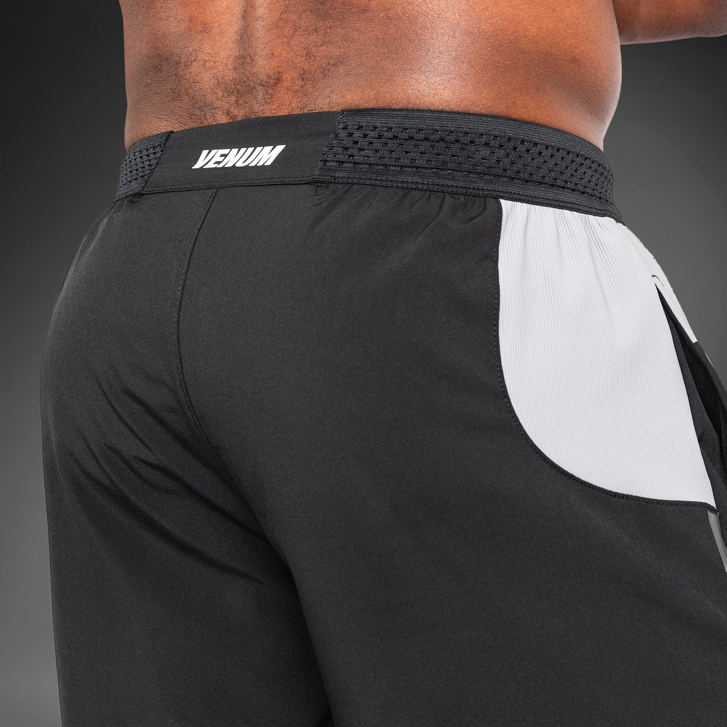 Short de training pour Hommes Venum Tempest - Noir/Gris - product-type_Shorts de training
