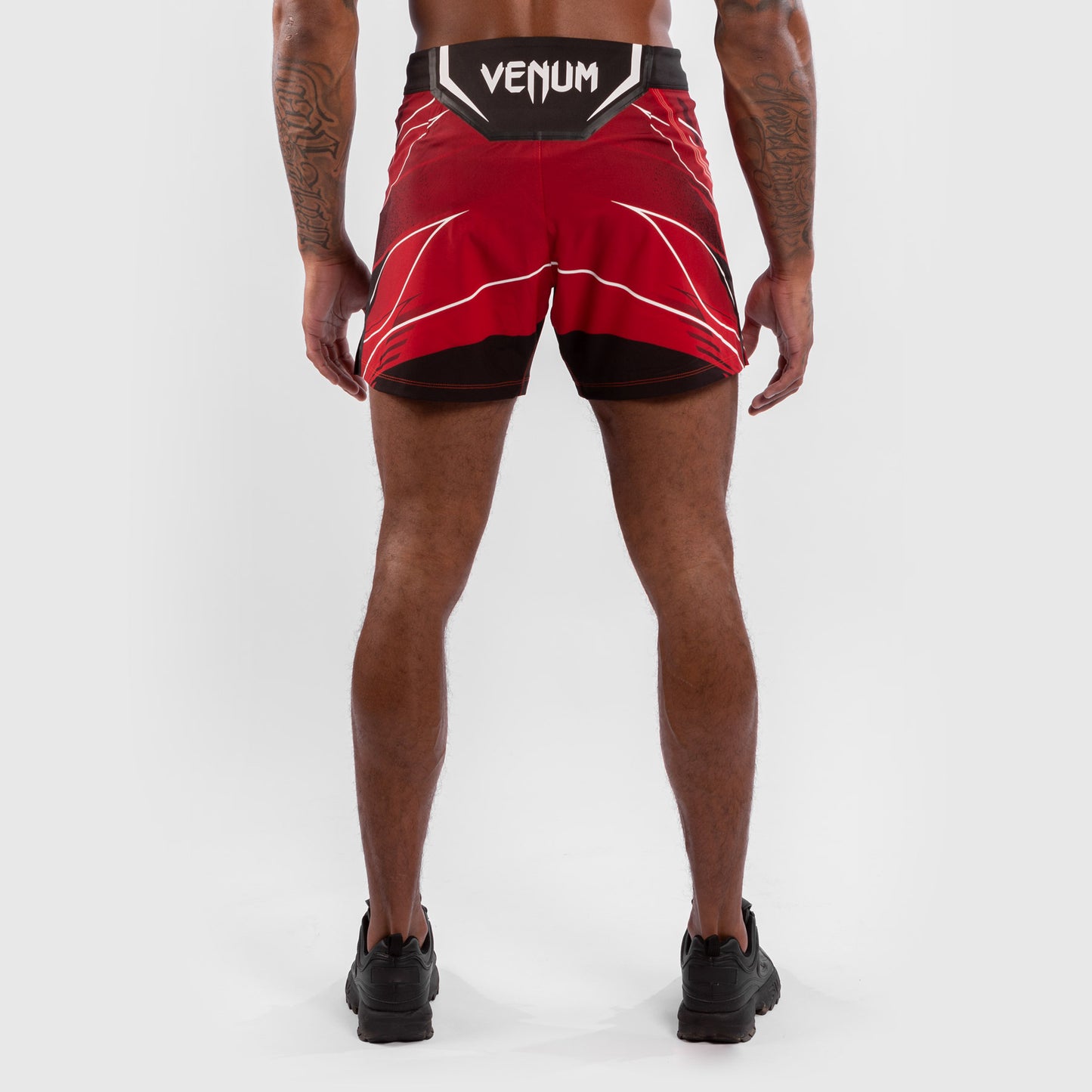 Short Homme Venum UFC Authentic Fight Night – Rouge