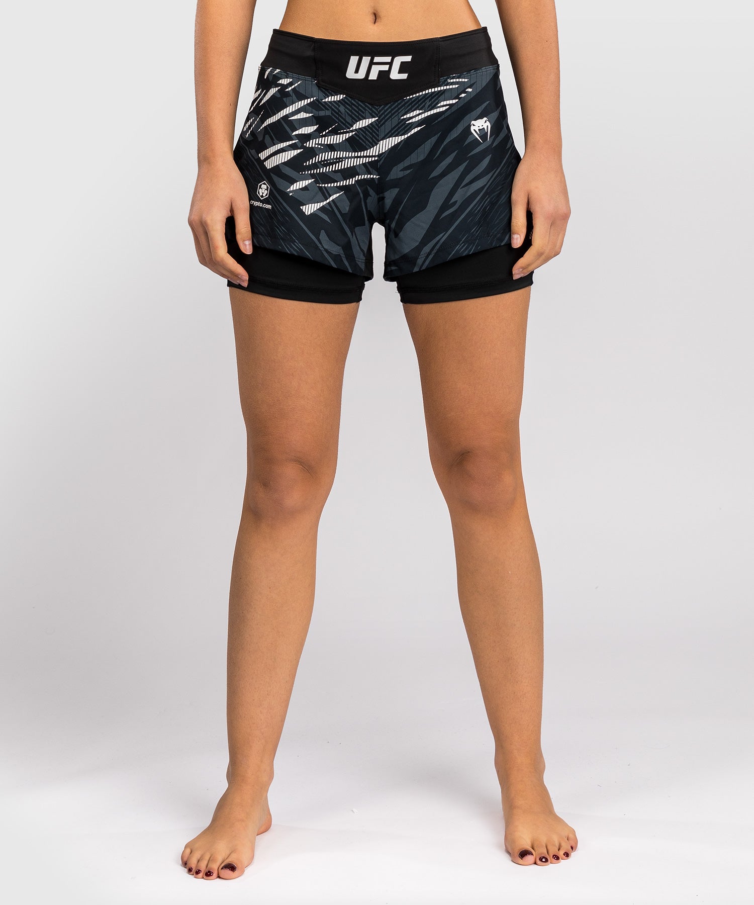 Shorts de Combat pour Femmes UFC Fusion by Venum Authentic Fight Night - Noir - product-type_Shorts de MMA