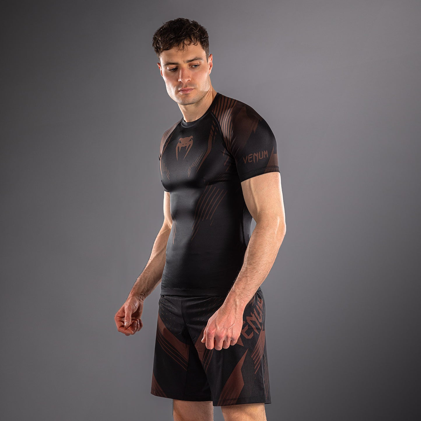 Rashguard à Manches Courtes Venum No-Gi 6.0 - Noir/Marron