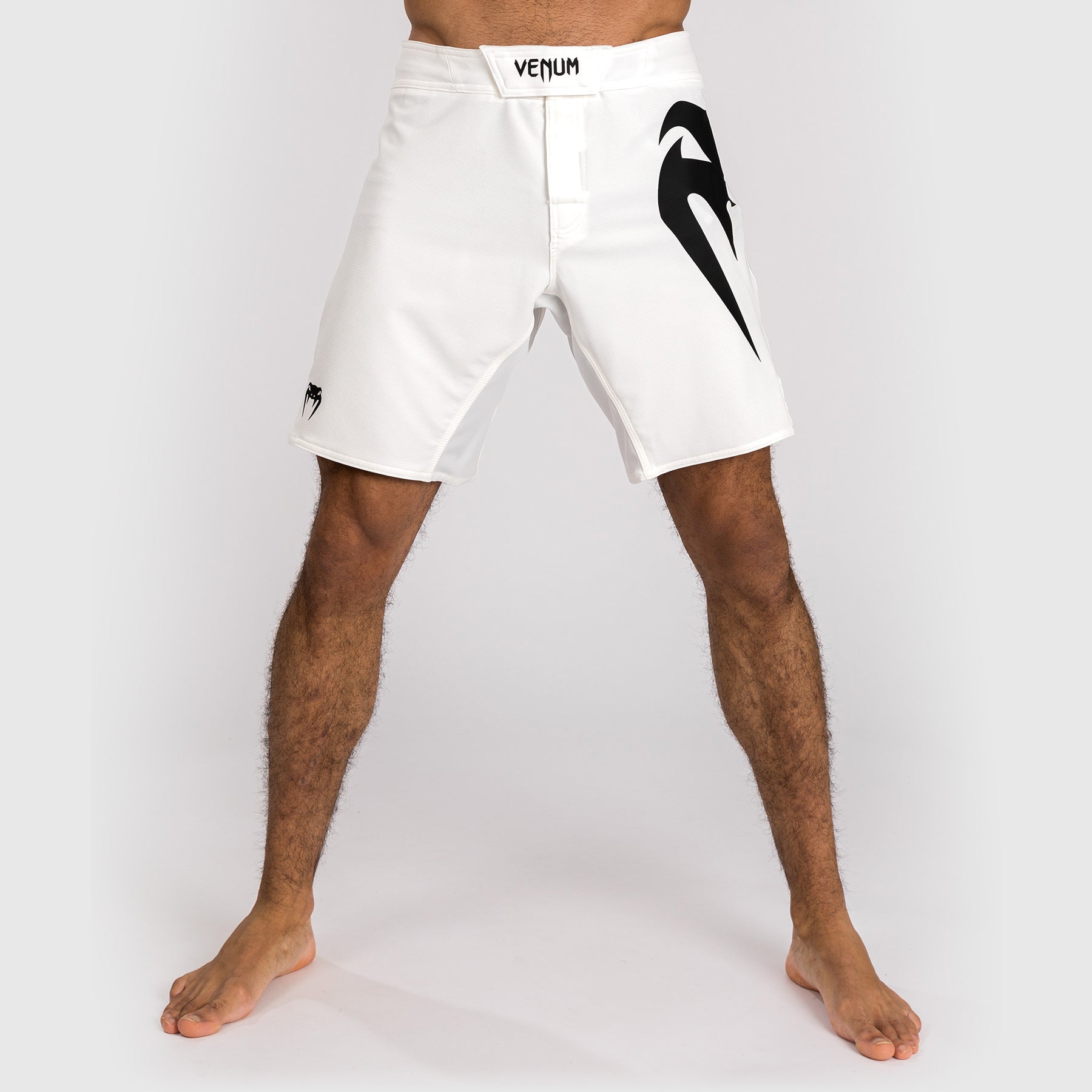 Shorts de combat Venum Light 5.0 - Blanc/Noir - product-type_Shorts de MMA