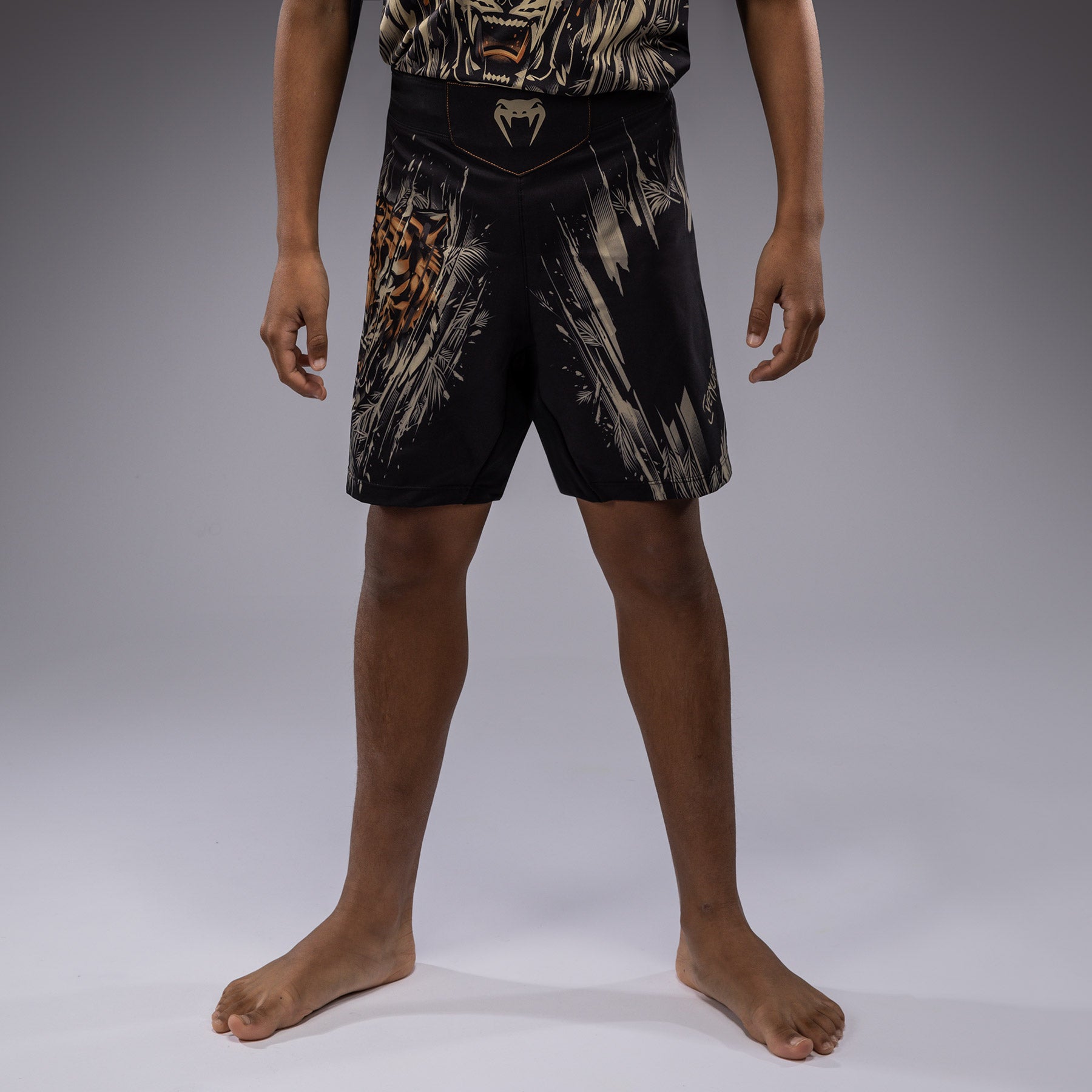 Short de Combat Venum Tiger pour Enfants - Noir/Orange Néon - product-type_Shorts de MMA