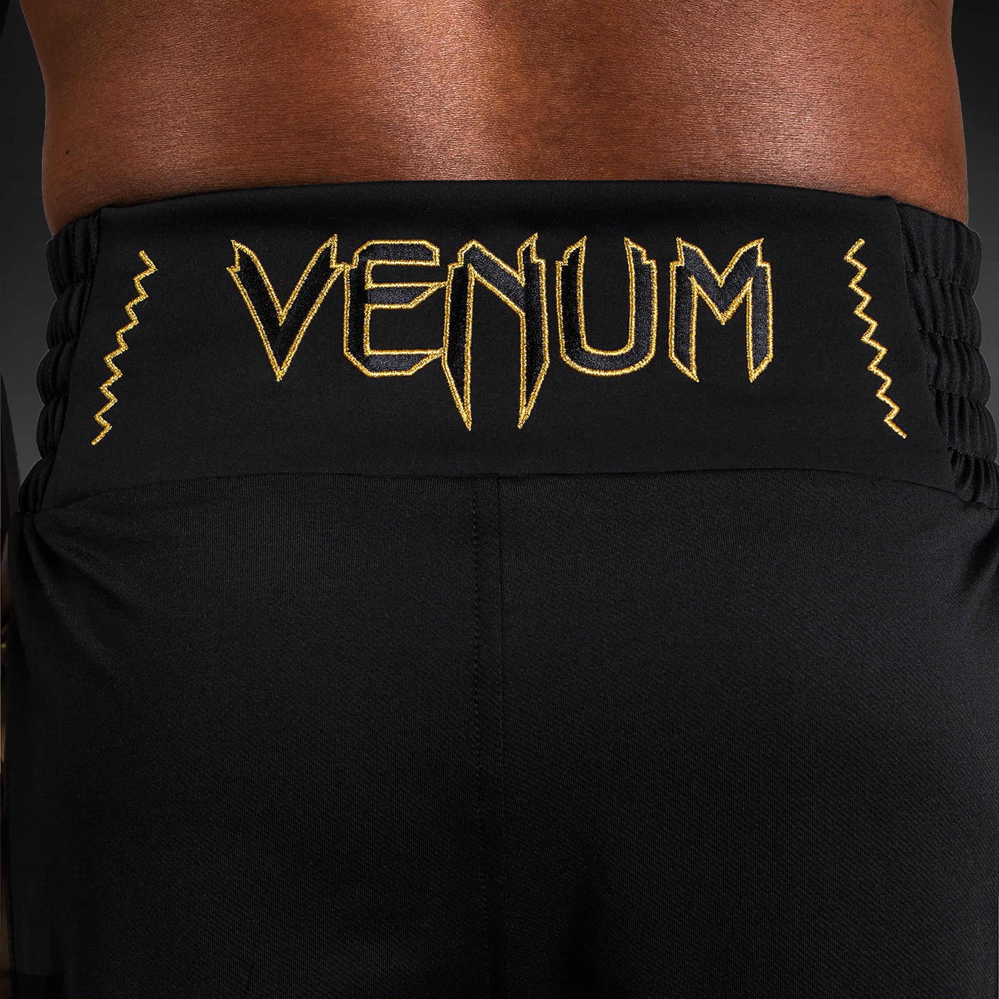 Short de boxe Venum Classic - Noir/Or - product-type_Shorts de boxe