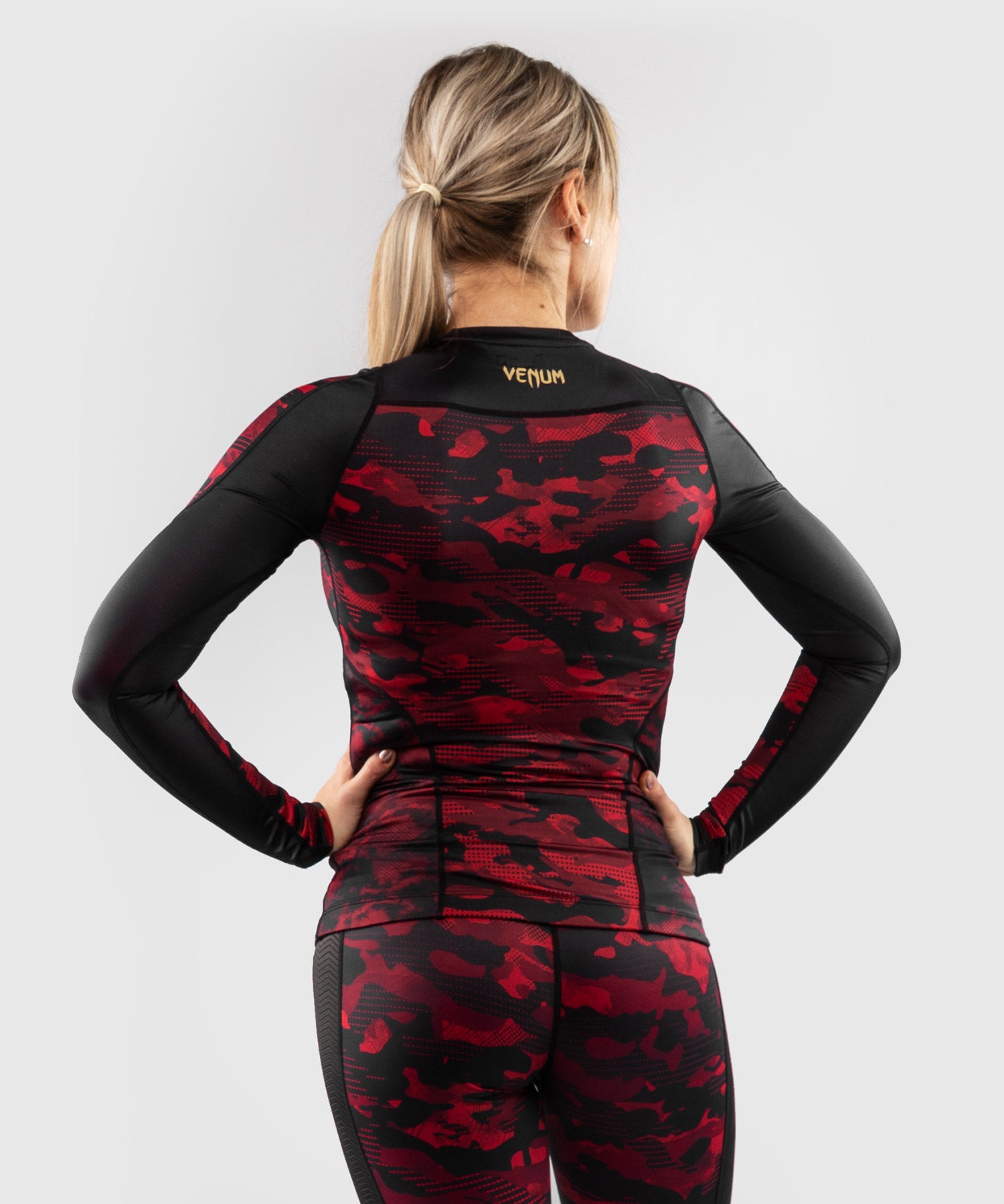 Rashguard manches longues Venum Defender – pour femmes - Noir/Rouge - T-shirts de compression