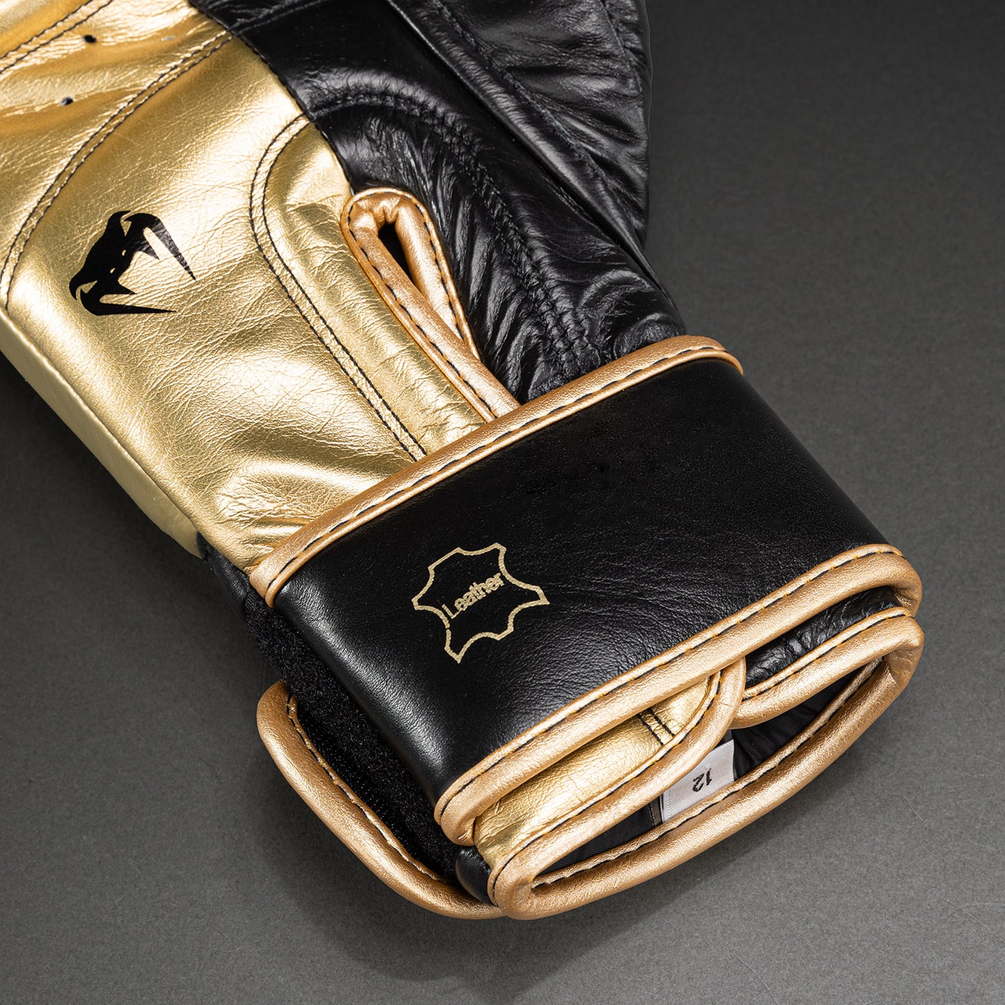 Gants de boxe pro Venum Shield Velcro - Noir/Or - product-type_Gants de boxe