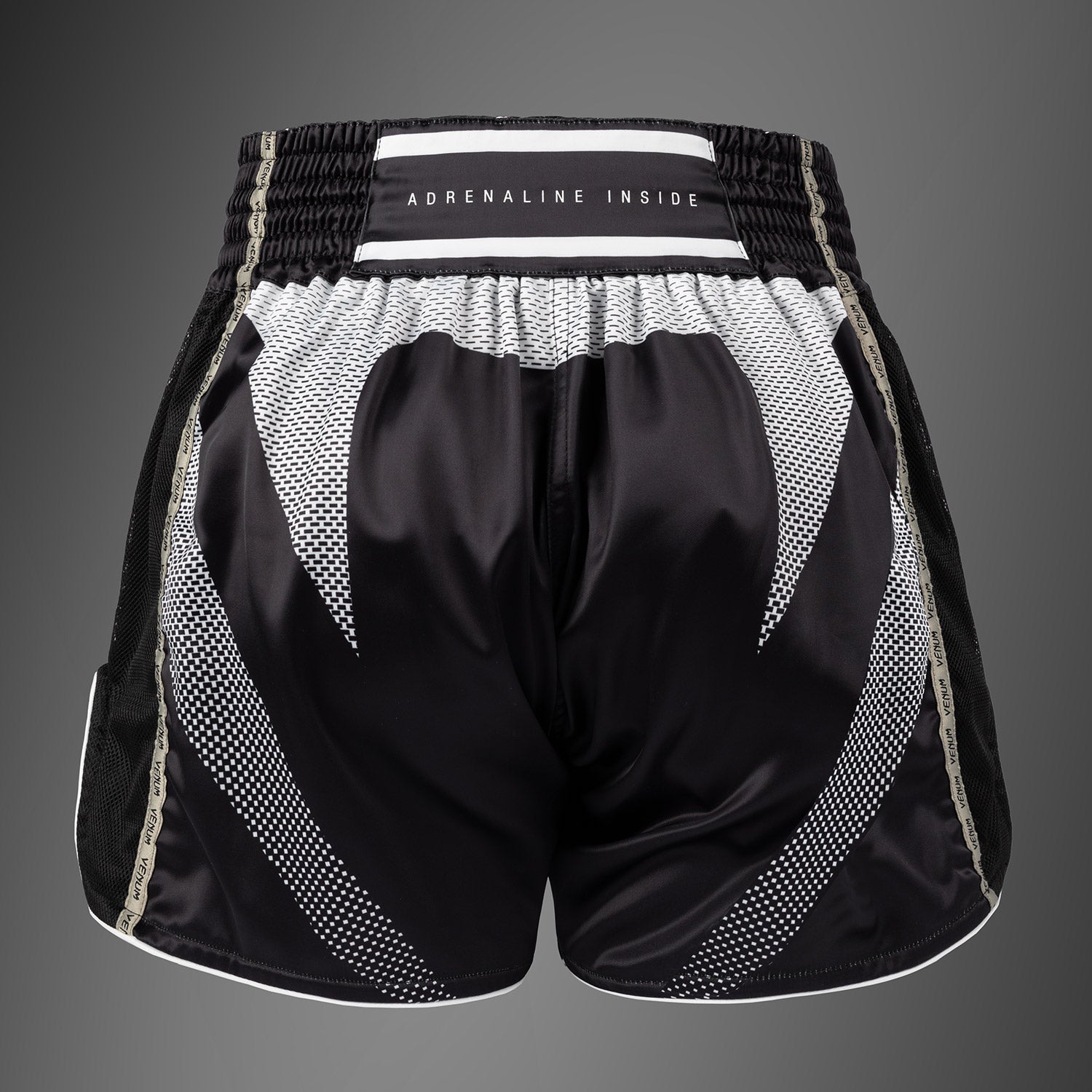 Short de Muay Thai Venum Adrenaline – Noir/Sable - product-type_Shorts de Muay Thai