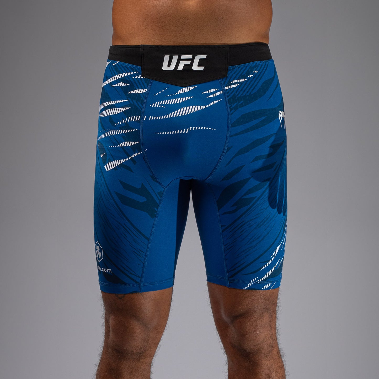 Short de compression pour Hommes UFC Fusion by Venum Authentic Fight Night - Bleu - product-type_Shorts de compression