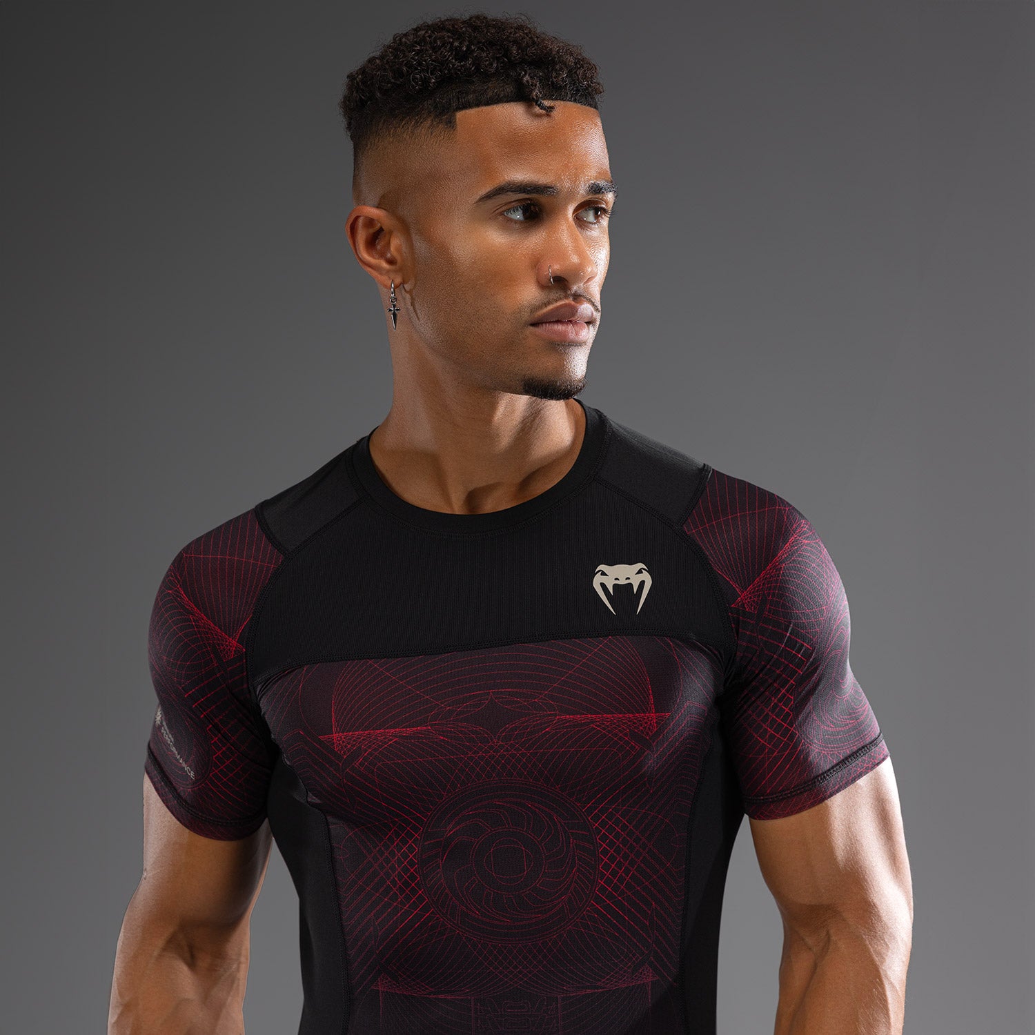 Rashguard à Manches Courtes Venum G-Fit Air pour Hommes - Noir Profond/Rouge Feu - product-type_T-Shirts de Compression