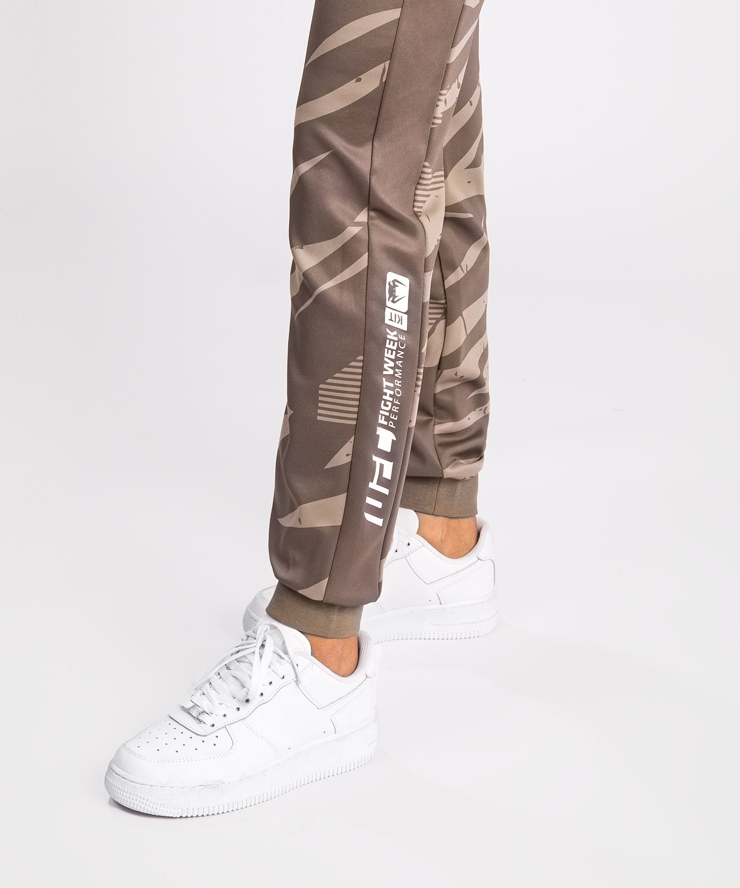 Pantalon pour Femmes UFC Adrenaline by Venum Fight Week - Desert Camo - product-type_Pantalons de jogging