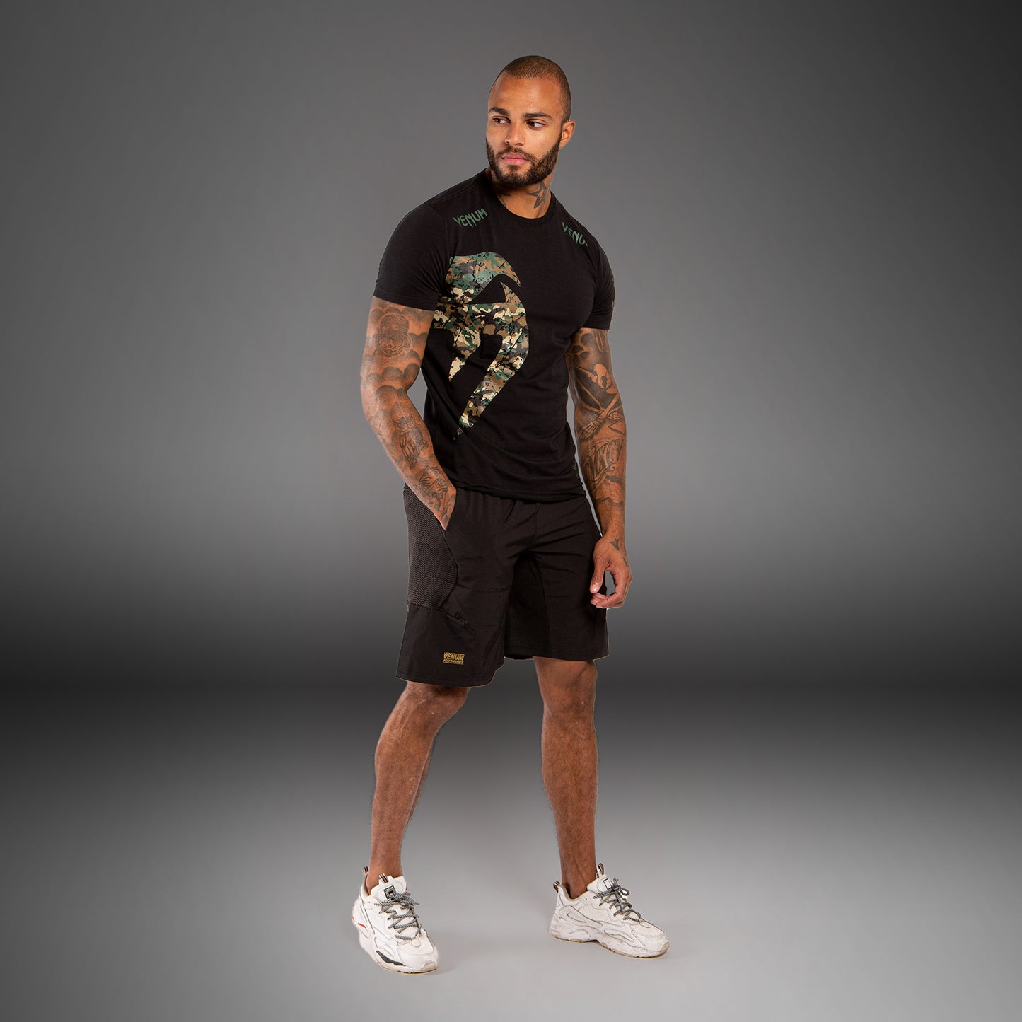T-shirt Noir/Camo Venum Original Giant - product-type_T-Shirts