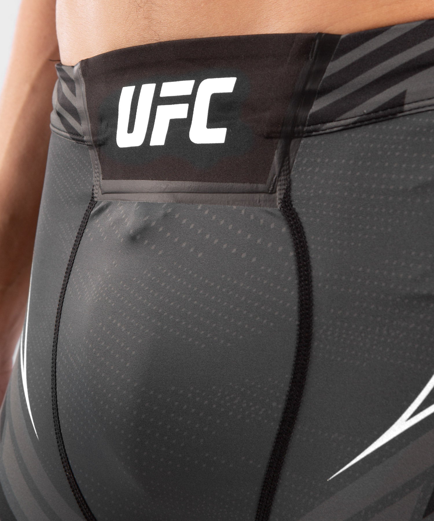 Short de Vale tudo Homme UFC Venum Authentic Fight Night - Coupe Courte - Noir - product-type_Shorts de compression