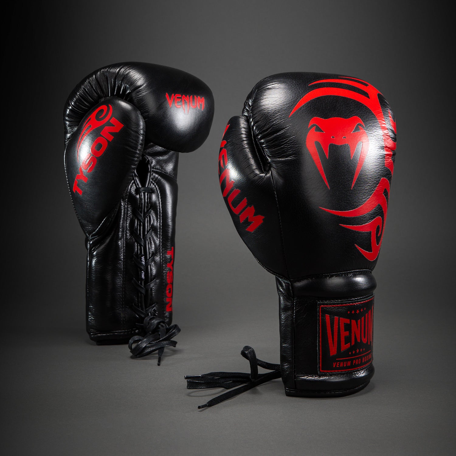 Gants de boxe Venum Giant 2.0 Mike Tyson Pro avec Lacets – Noir/Rouge - product-type_Gants de boxe