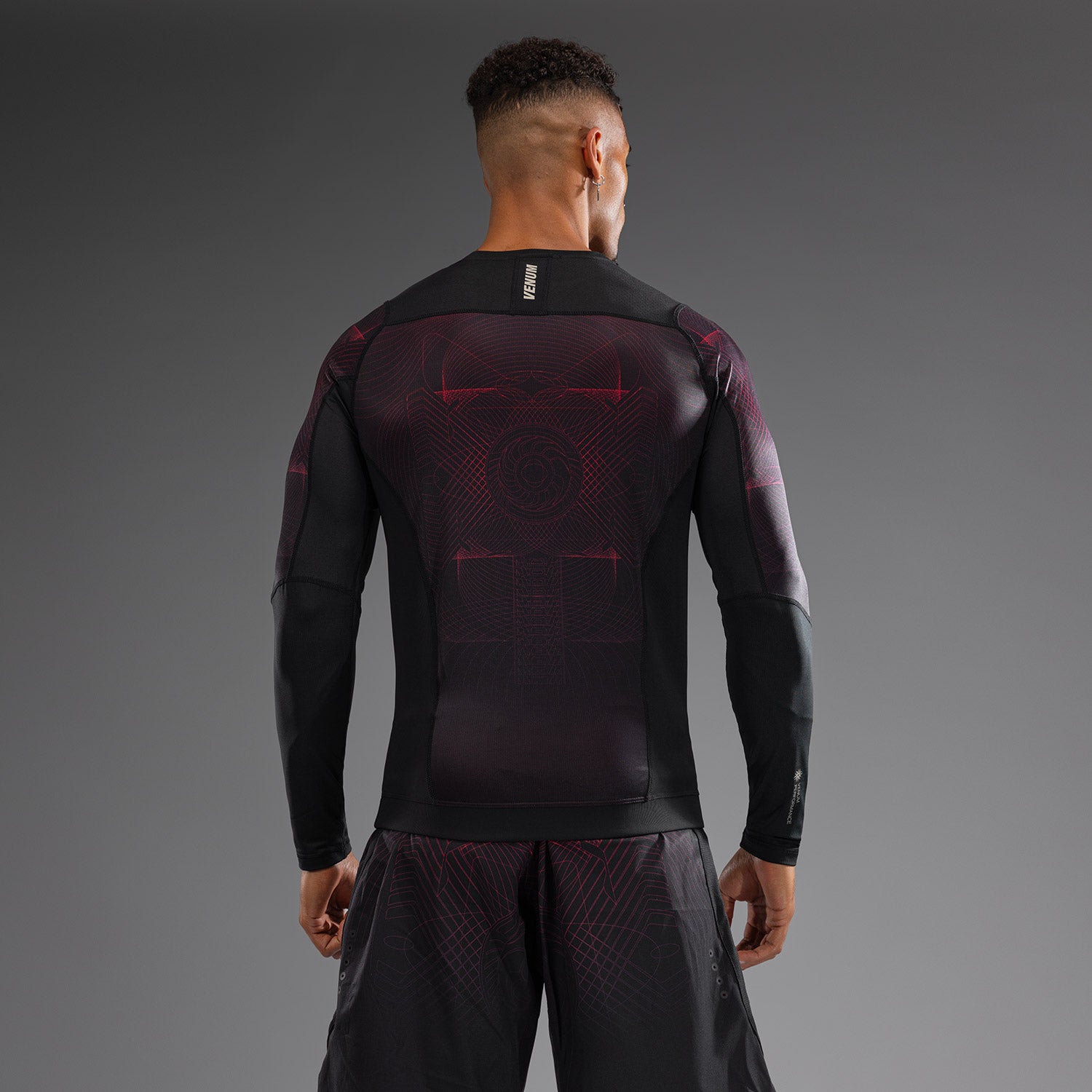 Rashguard à Manches Longues Venum G-Fit Air pour Hommes - Noir Profond/Rouge Feu - product-type_T-Shirts de Compression