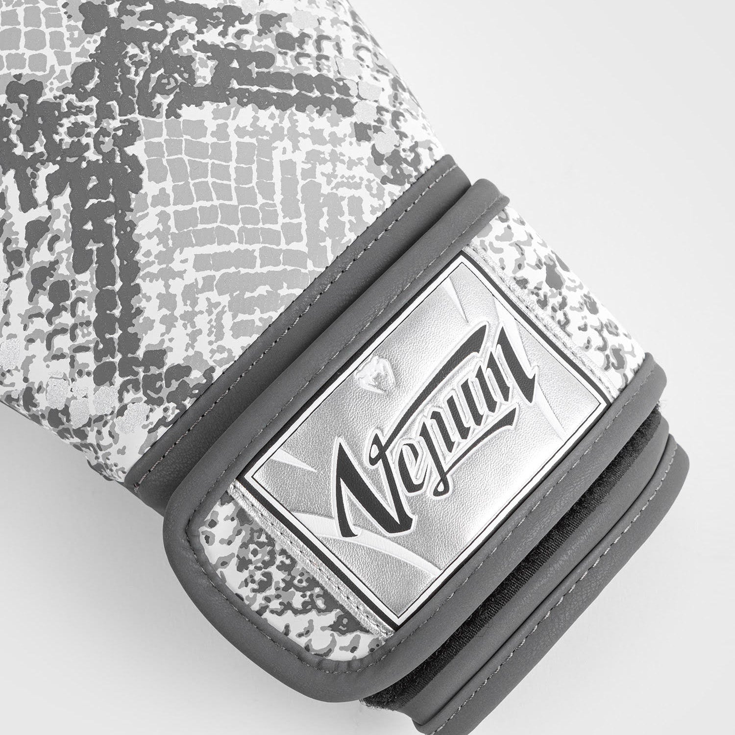 Gants de boxe Femme Venum White Snake - Blanc - product-type_Gants de boxe
