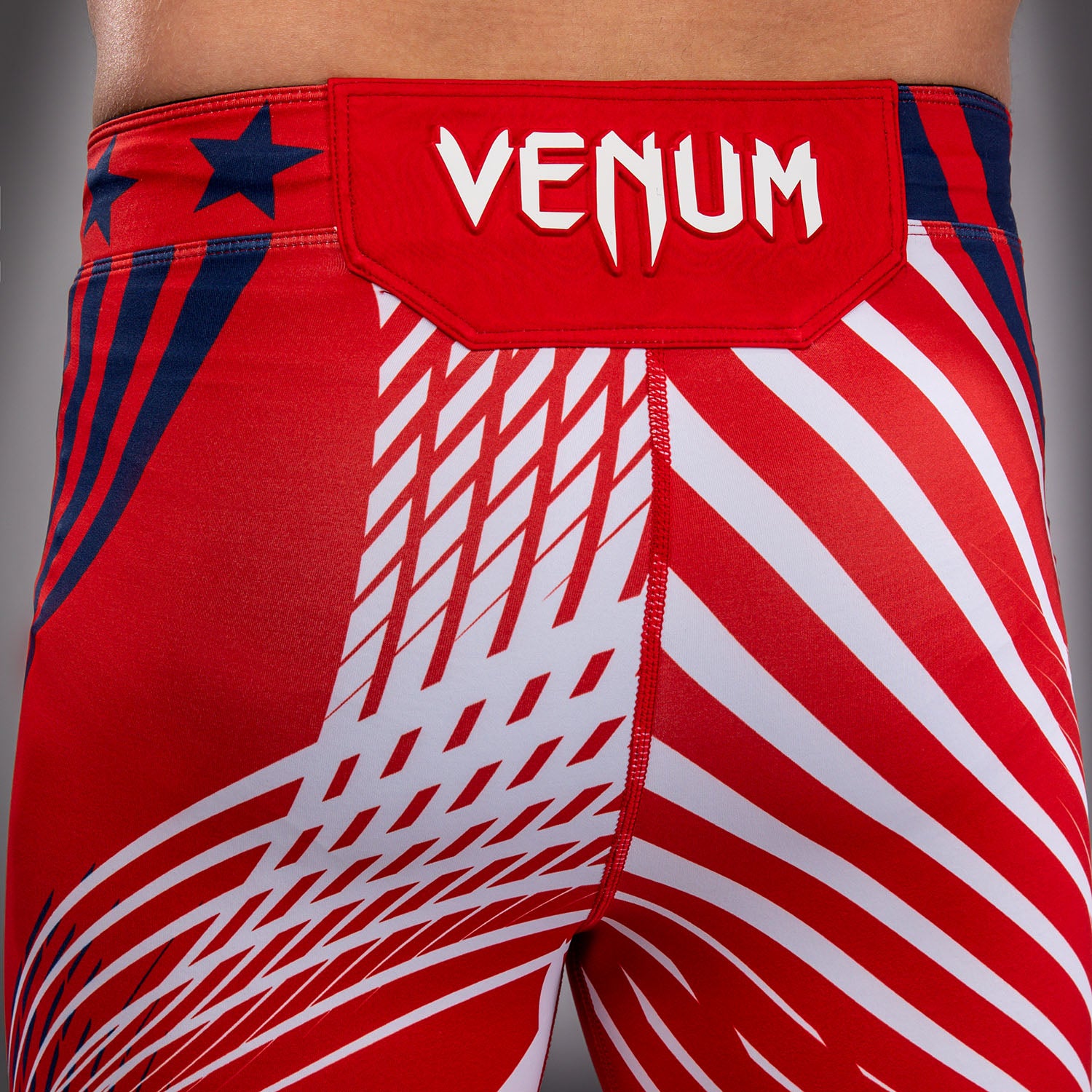 Official UFC Freedom 250 by Venum Authentic Fight Night Short Vale Tudo pour homme - Rouge - product-type_Shorts de compression