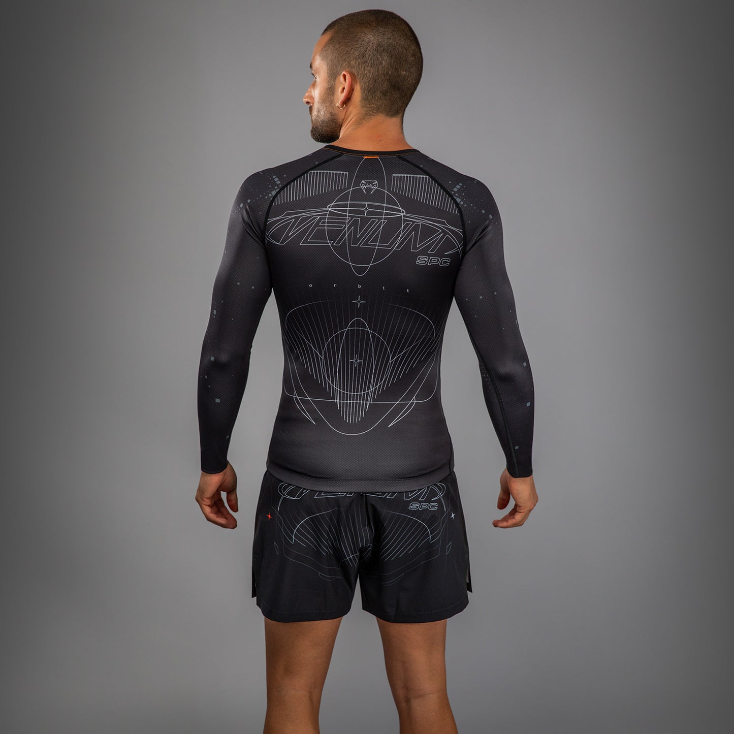 Rashguard Manches Longues Venum Eclipse – Noir/Ivoire - product-type_T-Shirts de Compression