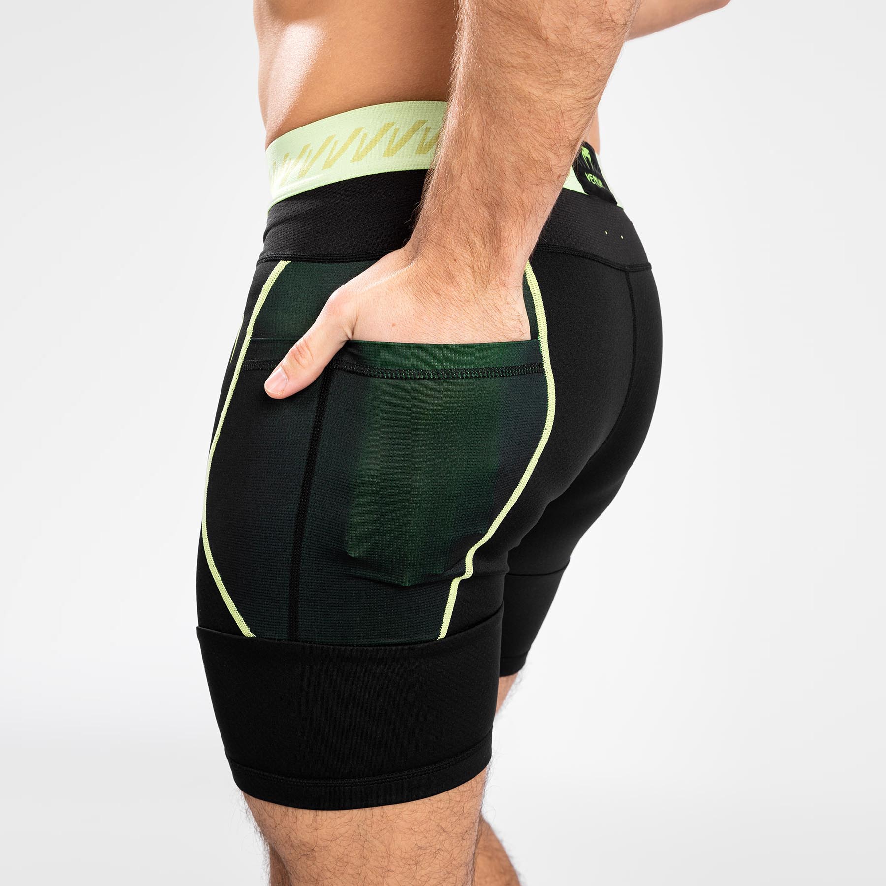 Short de compression pour Hommes Venum Fusion 2.0 - Noir/Jaune - product-type_Shorts de compression