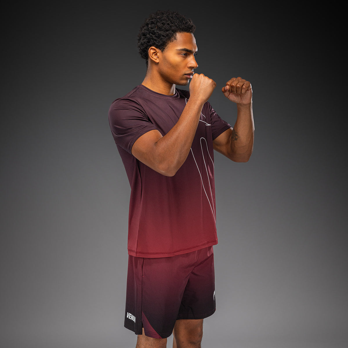 T-shirt Dry Tech Venum Giant Shift - Noir/Rouge