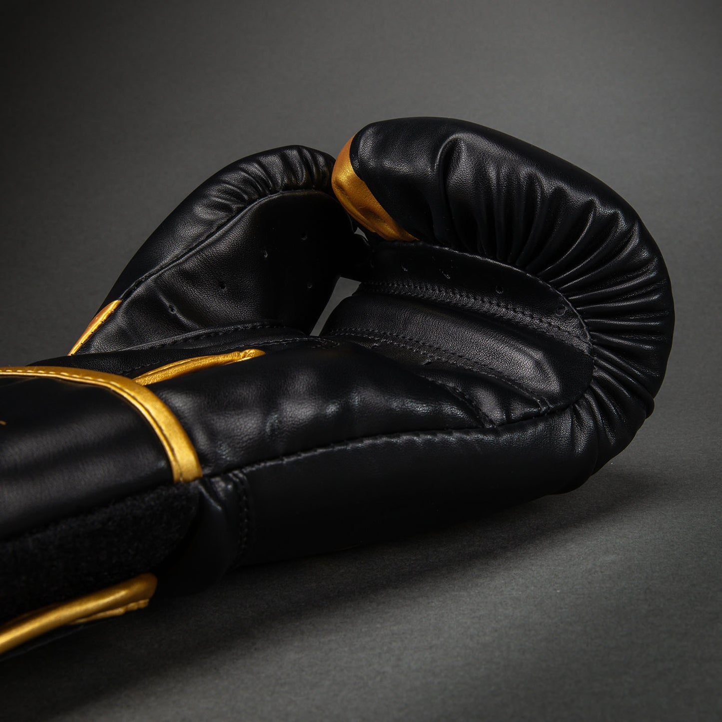 Gants de Boxe Venum Challenger 2.5 – Noir/Or - product-type_Gants de boxe