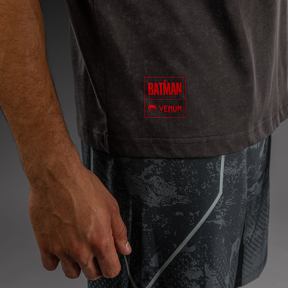 T-shirt en coton Venum x Batman - Gris/Noir/Rouge