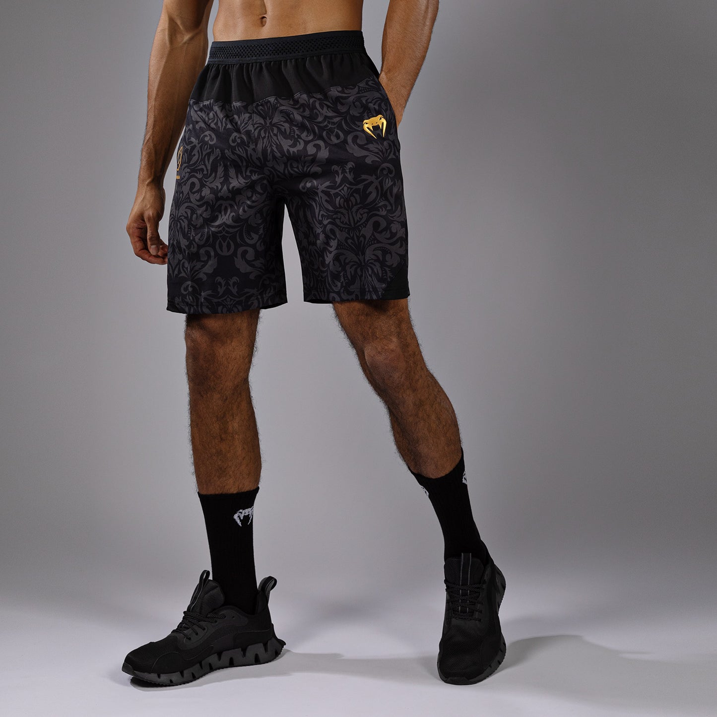 Short d'Entraînement Venum x Topuria Unmatched Edition - Noir/Doré - product-type_Shorts de training