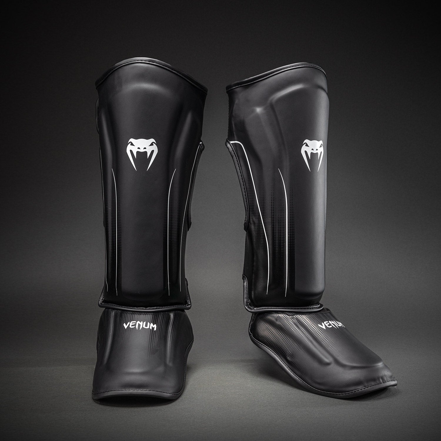 Protège-tibias Venum Stealth – Noir/Blanc - product-type_Protège-tibias