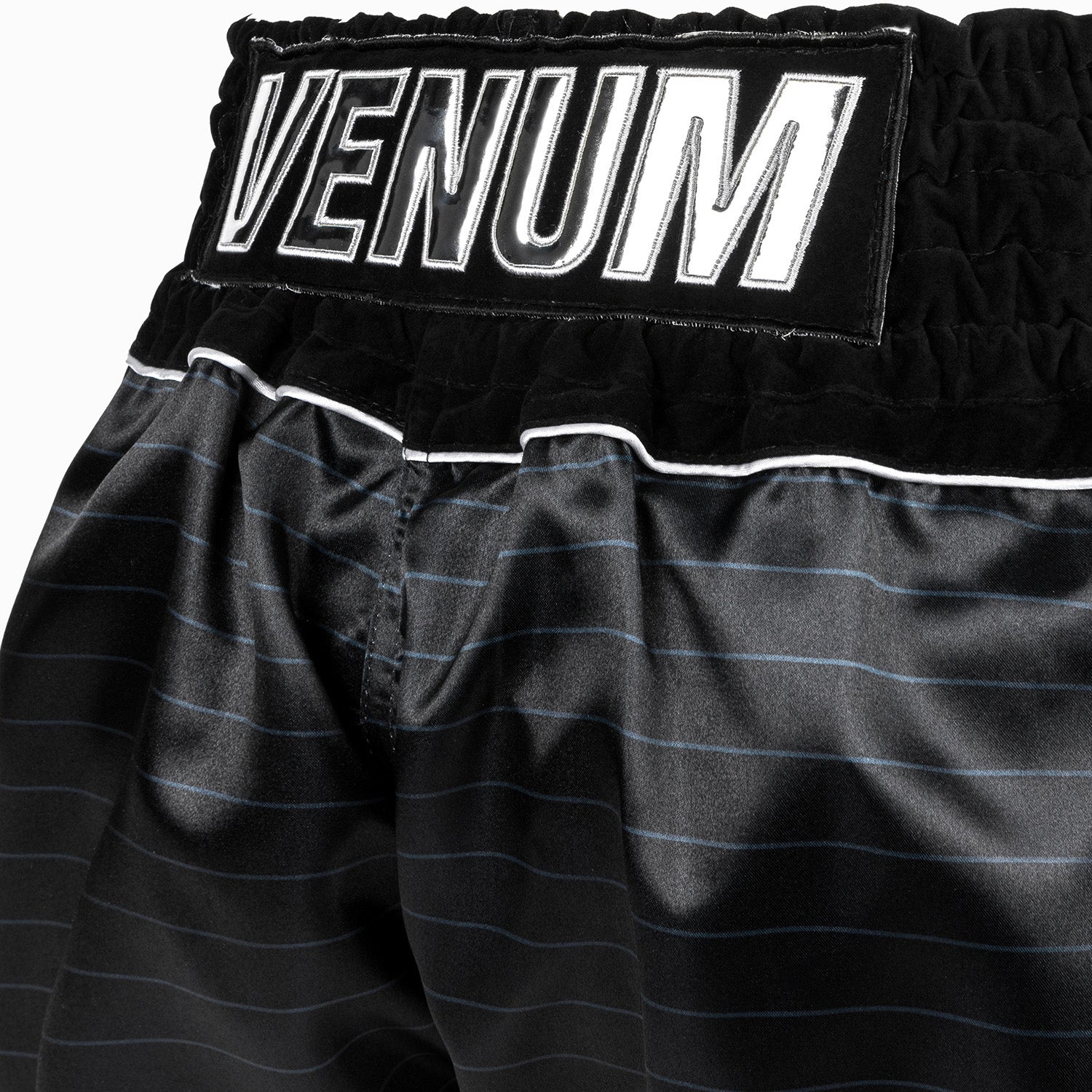 Short de Muay Thai Venum Attack - Noir/Argent - product-type_Shorts de Muay Thai