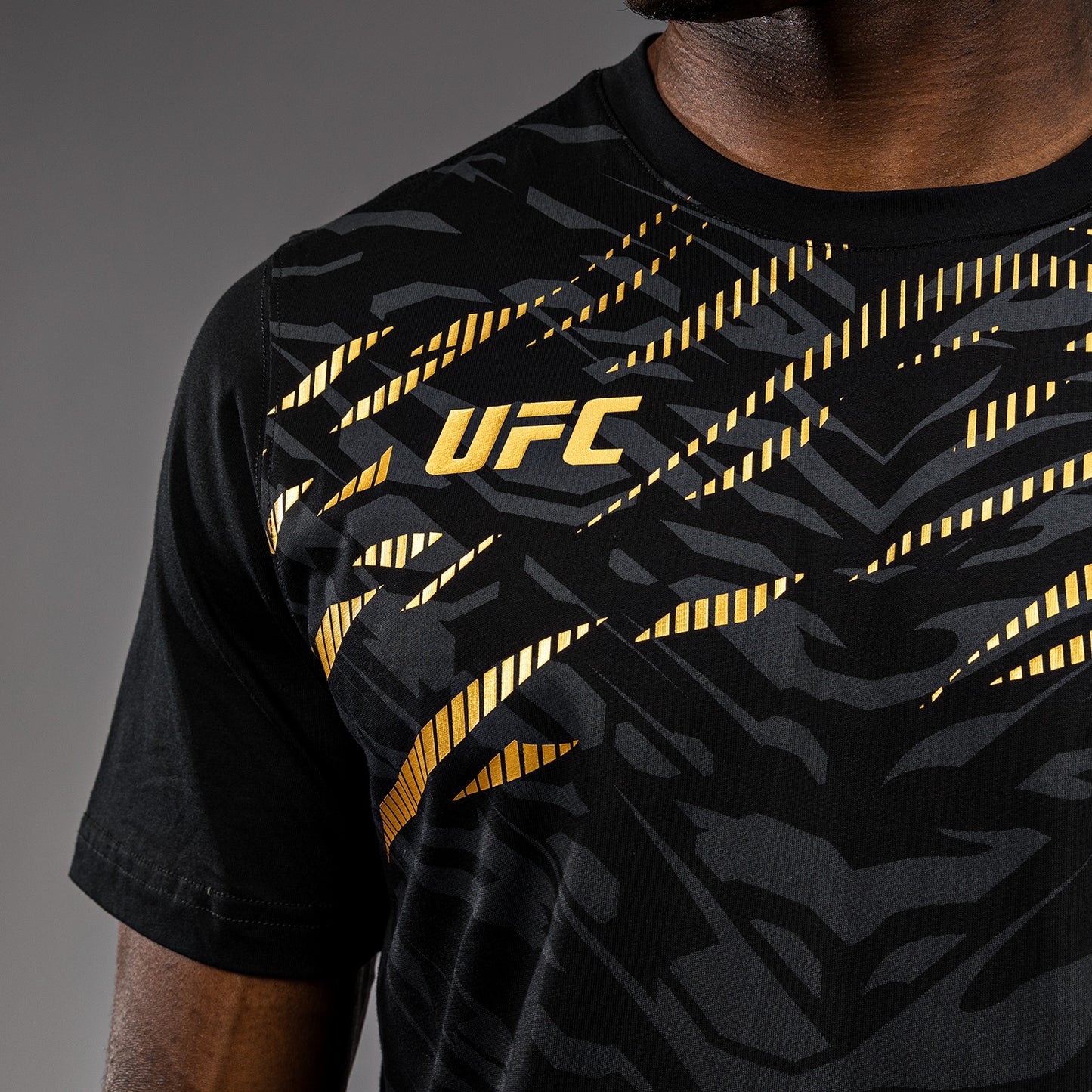 T-shirt à Manches Courtes pour Hommes UFC Fusion by Venum Replica - Champion - product-type_T-Shirts