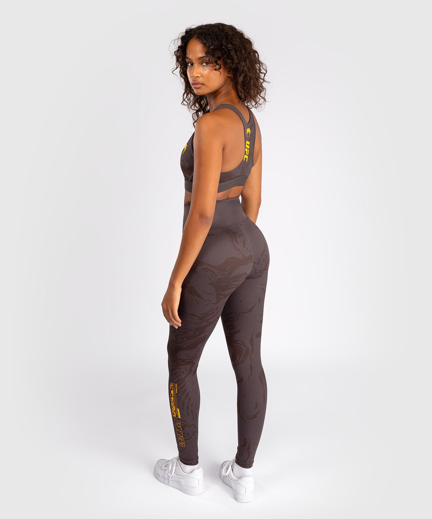 Leggings Performance pour Femmes UFC Fusion by Venum Fight Week - Marron Terrestre - product-type_Leggings