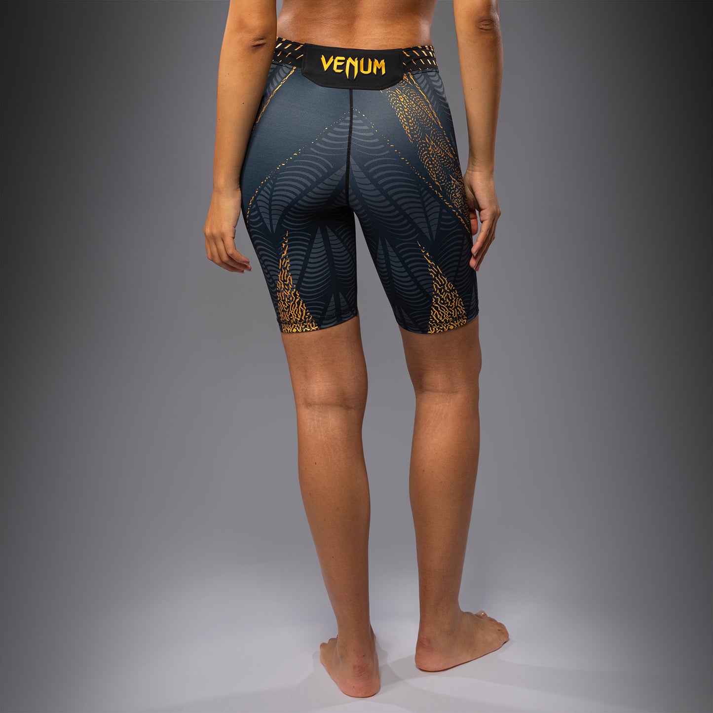 Short de compression coupe longue Femme Personnalisé UFC Zenith by Venum Authentic Fight Night - Champion