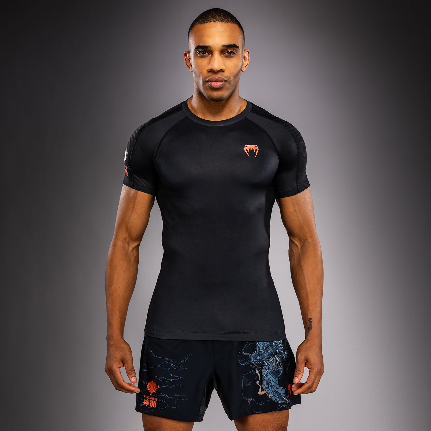 Rashguard à Manches Courtes Venum Thunder Dragon – Noir/Gris/Cuivre - product-type_T-Shirts de Compression