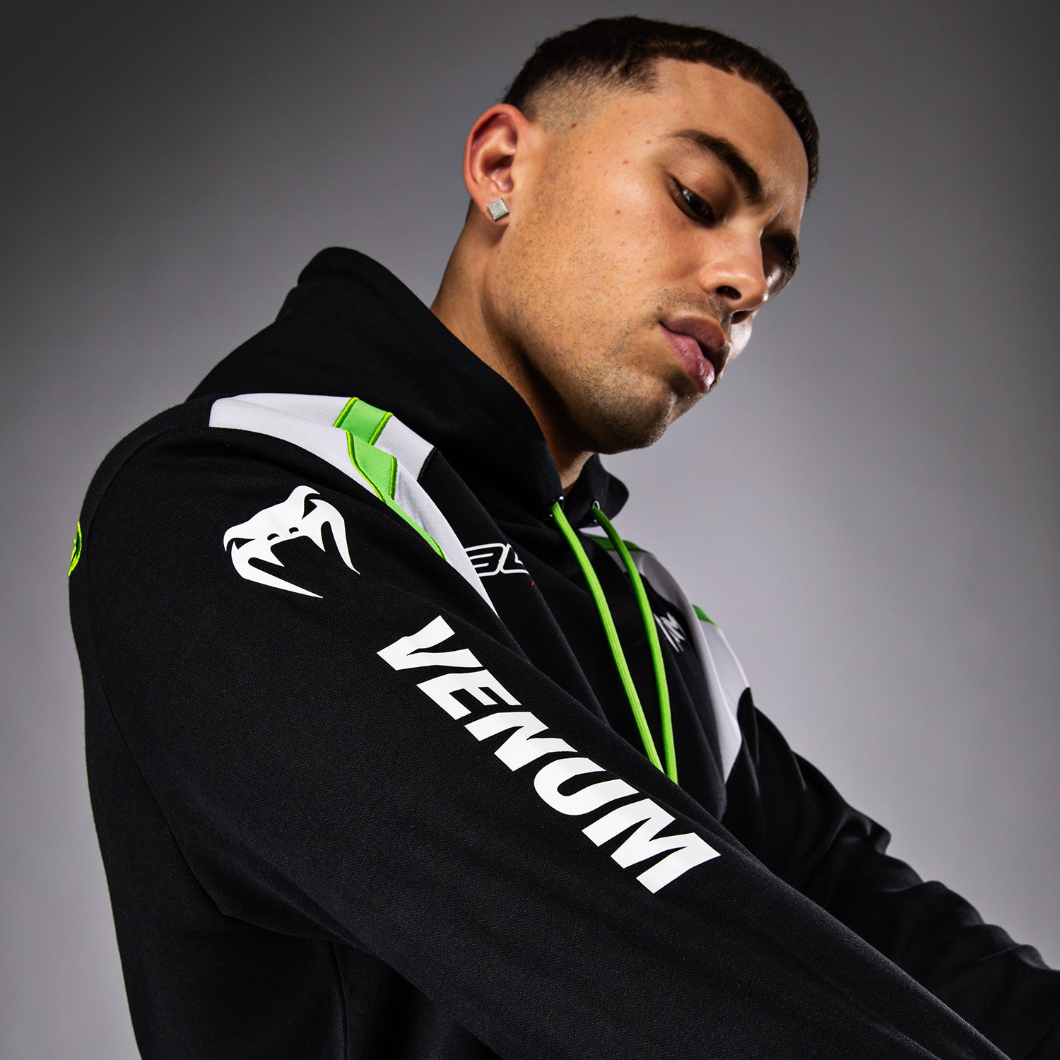 Sweat à capuche pour Hommes Venum x Bud Racing - Noir/Blanc/Citron Vert - product-type_Sweatshirts