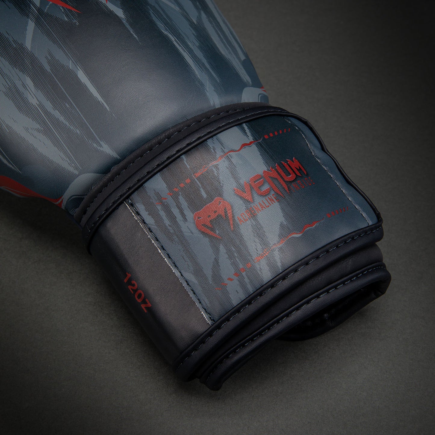 Gants de Boxe Venum Demon - Noir/Gris