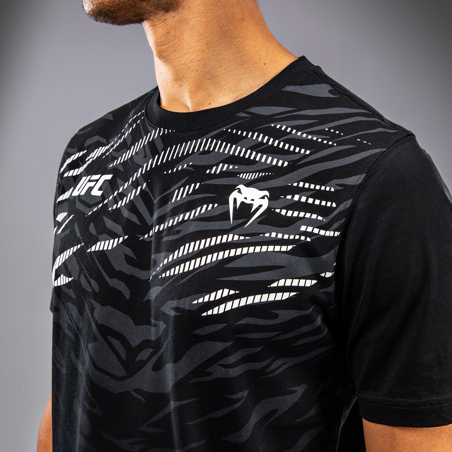 T-shirt UFC Fusion by Venum Replica - Noir - product-type_T-Shirts