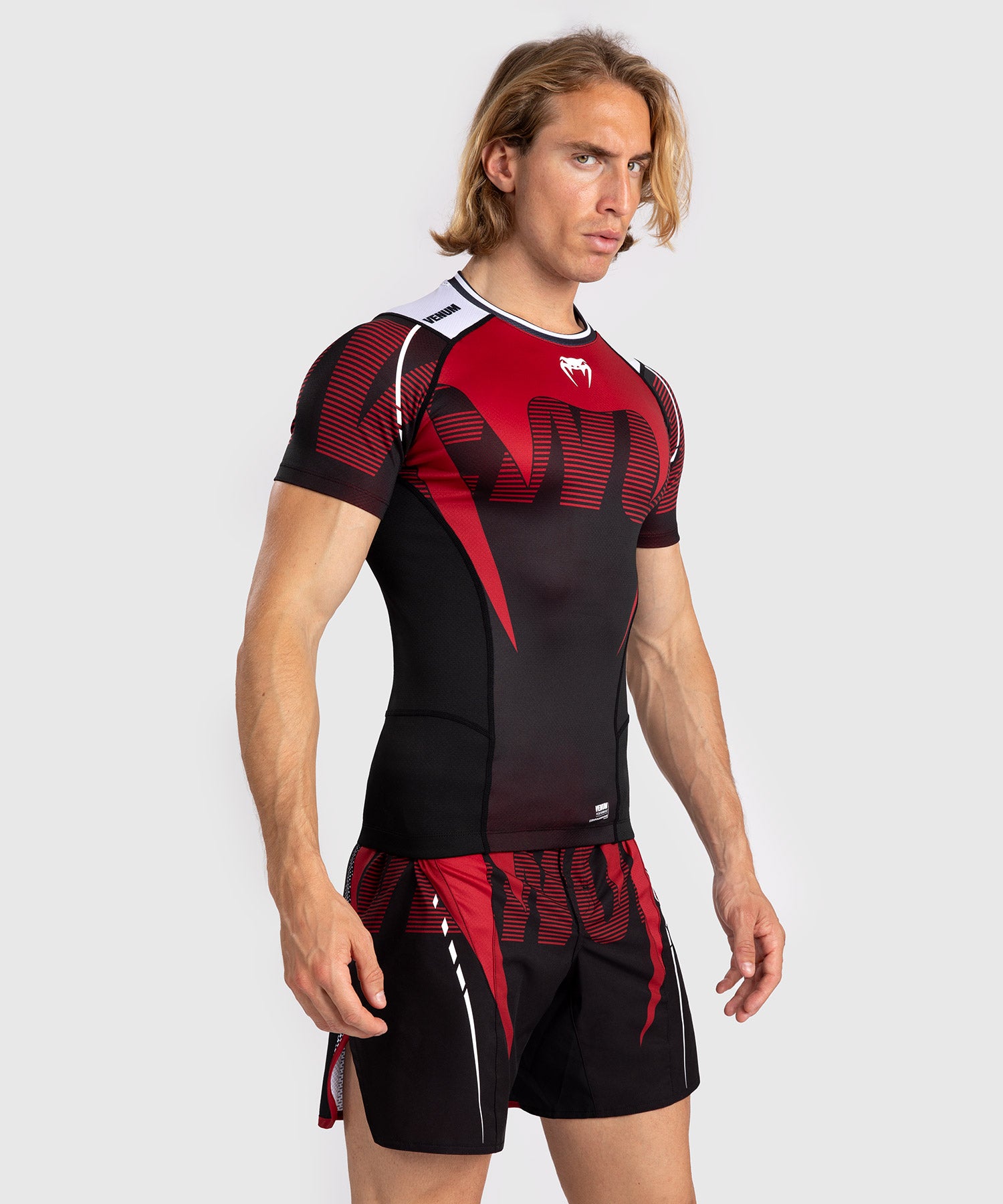 Rashguard À Manches Courtes pour Hommes Venum Adrenaline - Red - product-type_T-Shirts de Compression